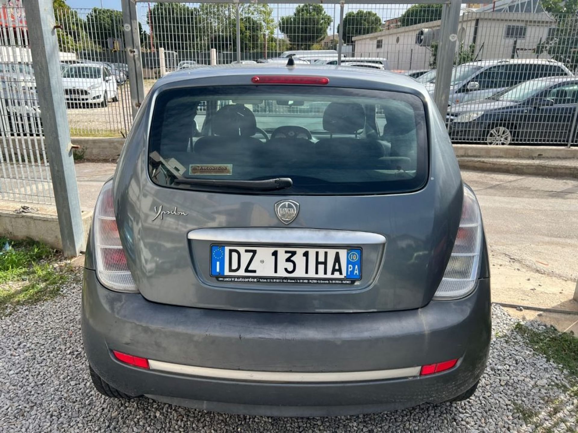 Lancia Ypsilon