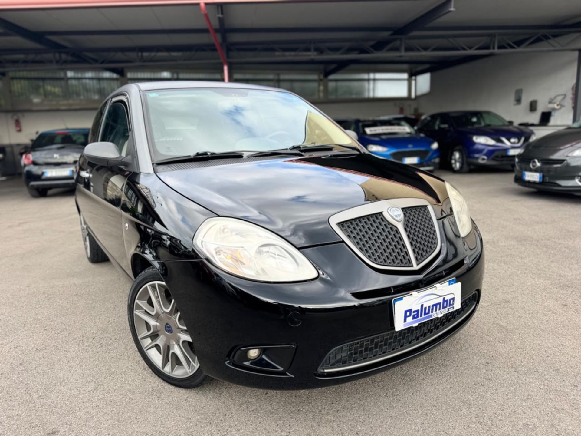 Lancia Ypsilon