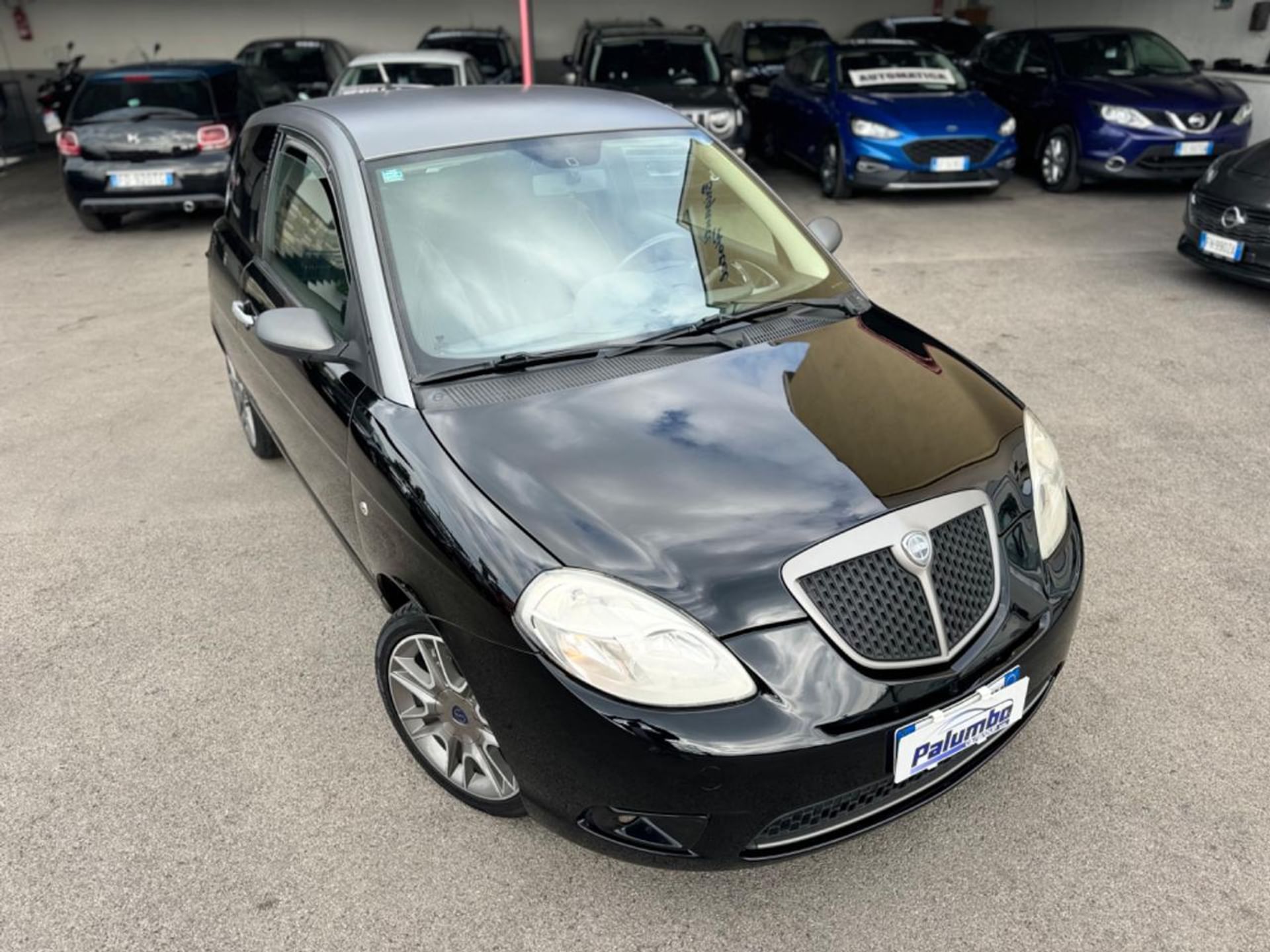 Lancia Ypsilon