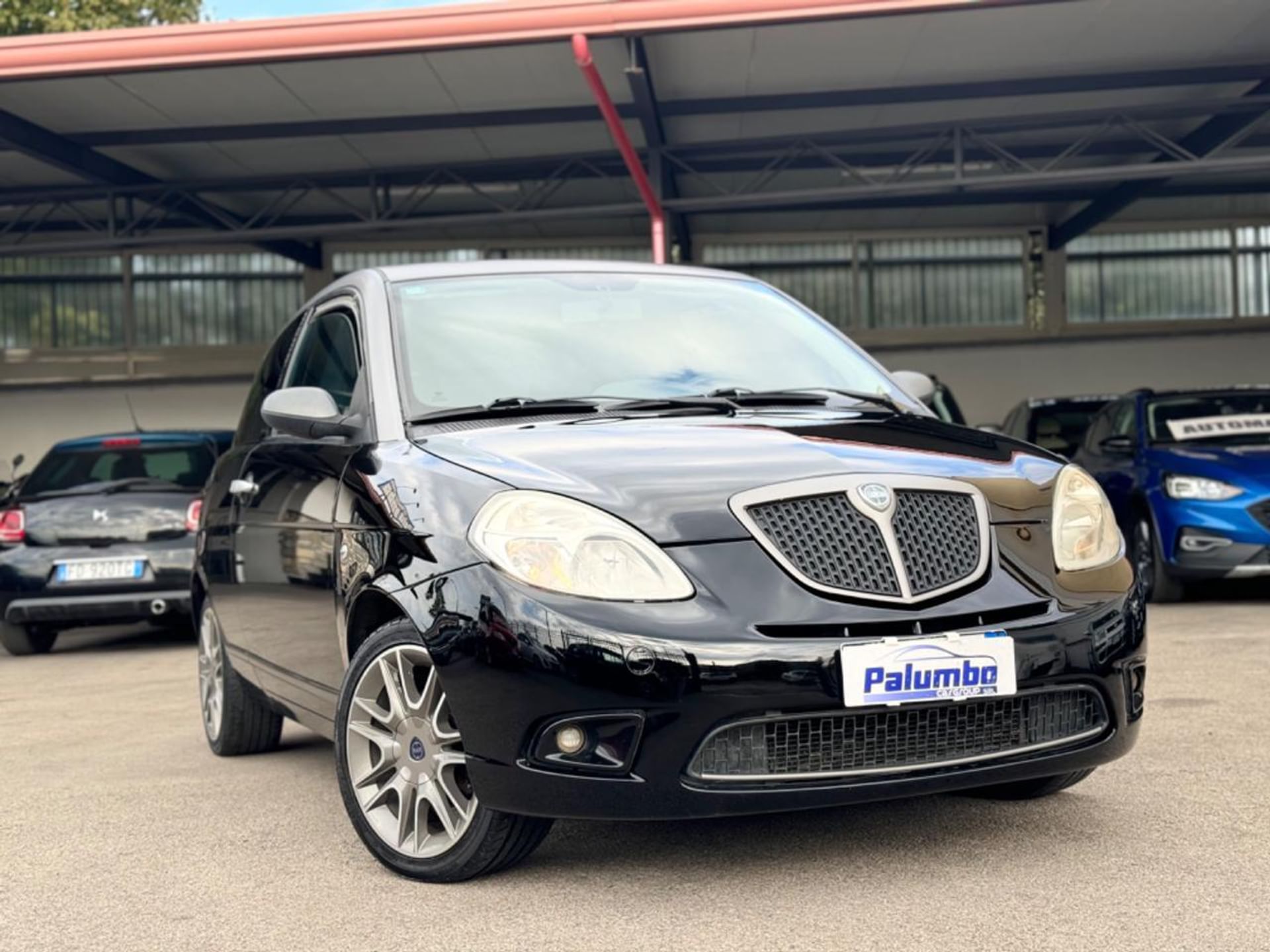 Lancia Ypsilon
