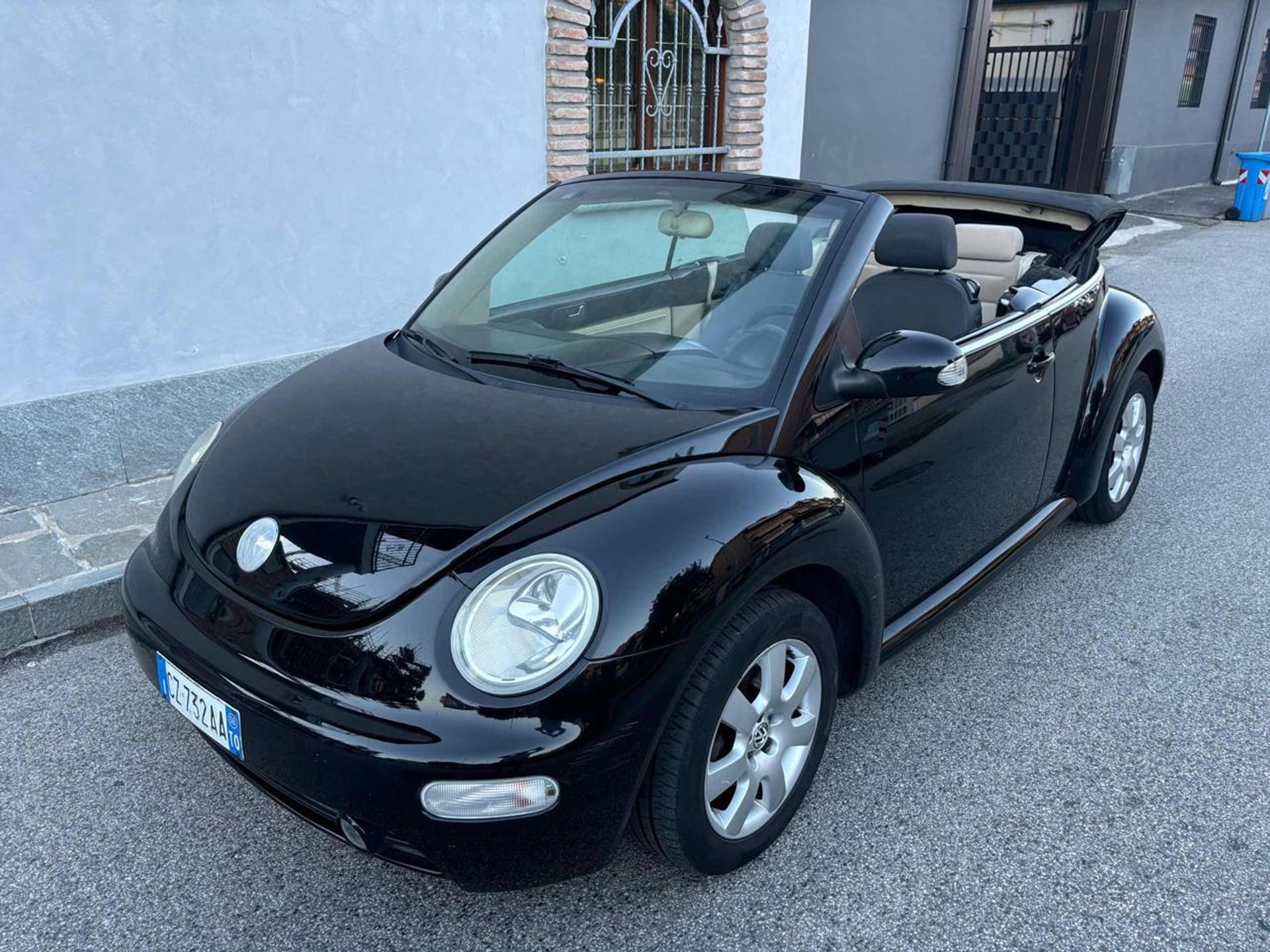 Volkswagen New Beetle