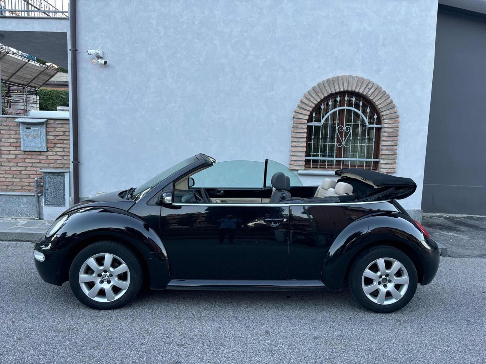 Volkswagen New Beetle