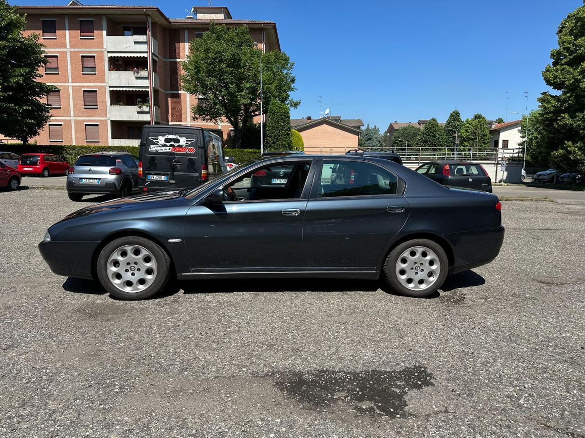 Alfa Romeo 166