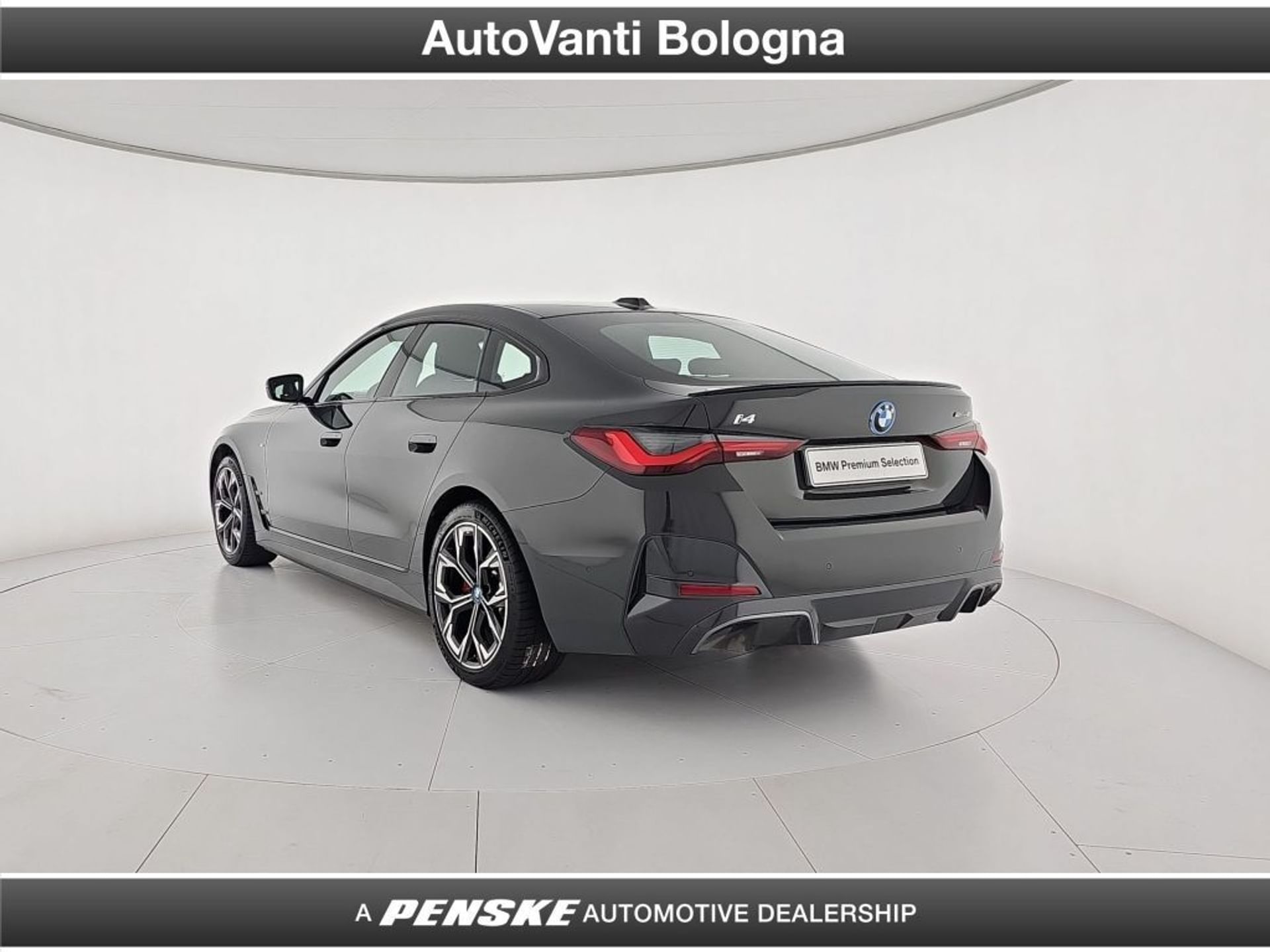 BMW i4
