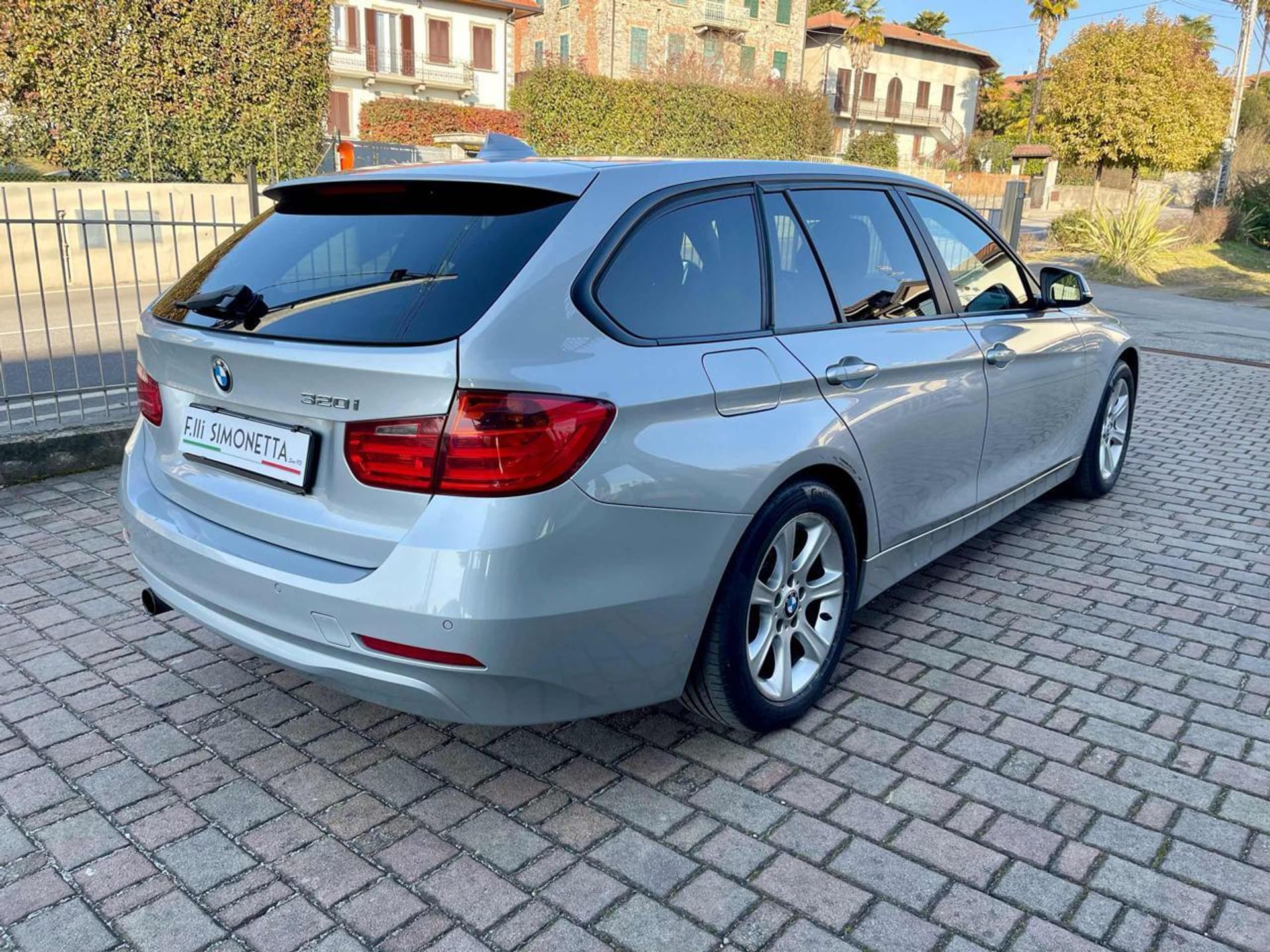 BMW Serie 3 320i