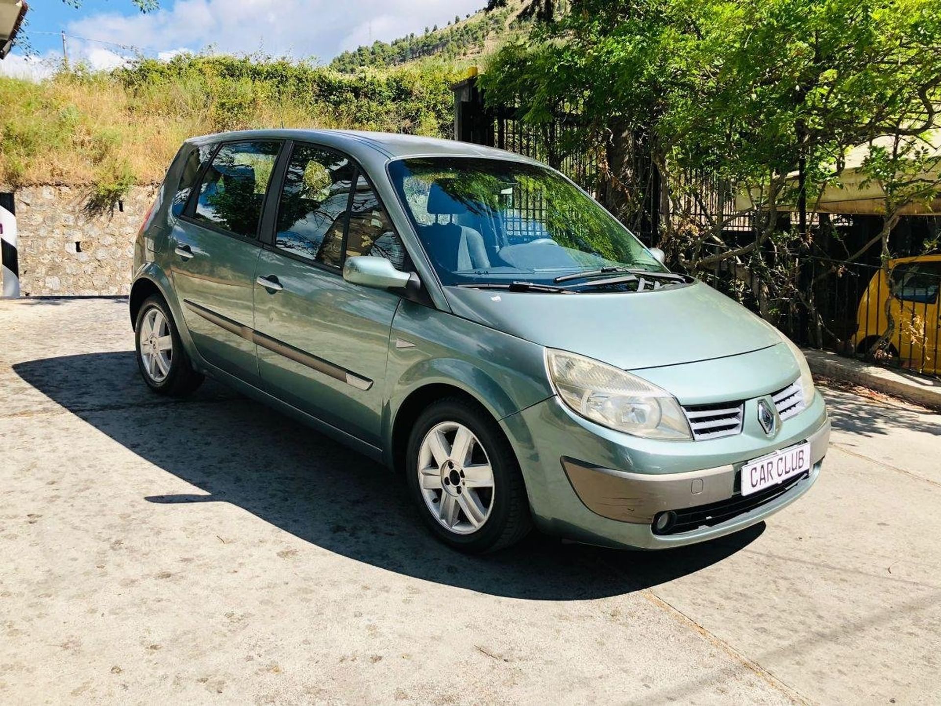 Auto usata RENAULT Scenic 1.5 dCi/80cv Authentique del 2005 - Di