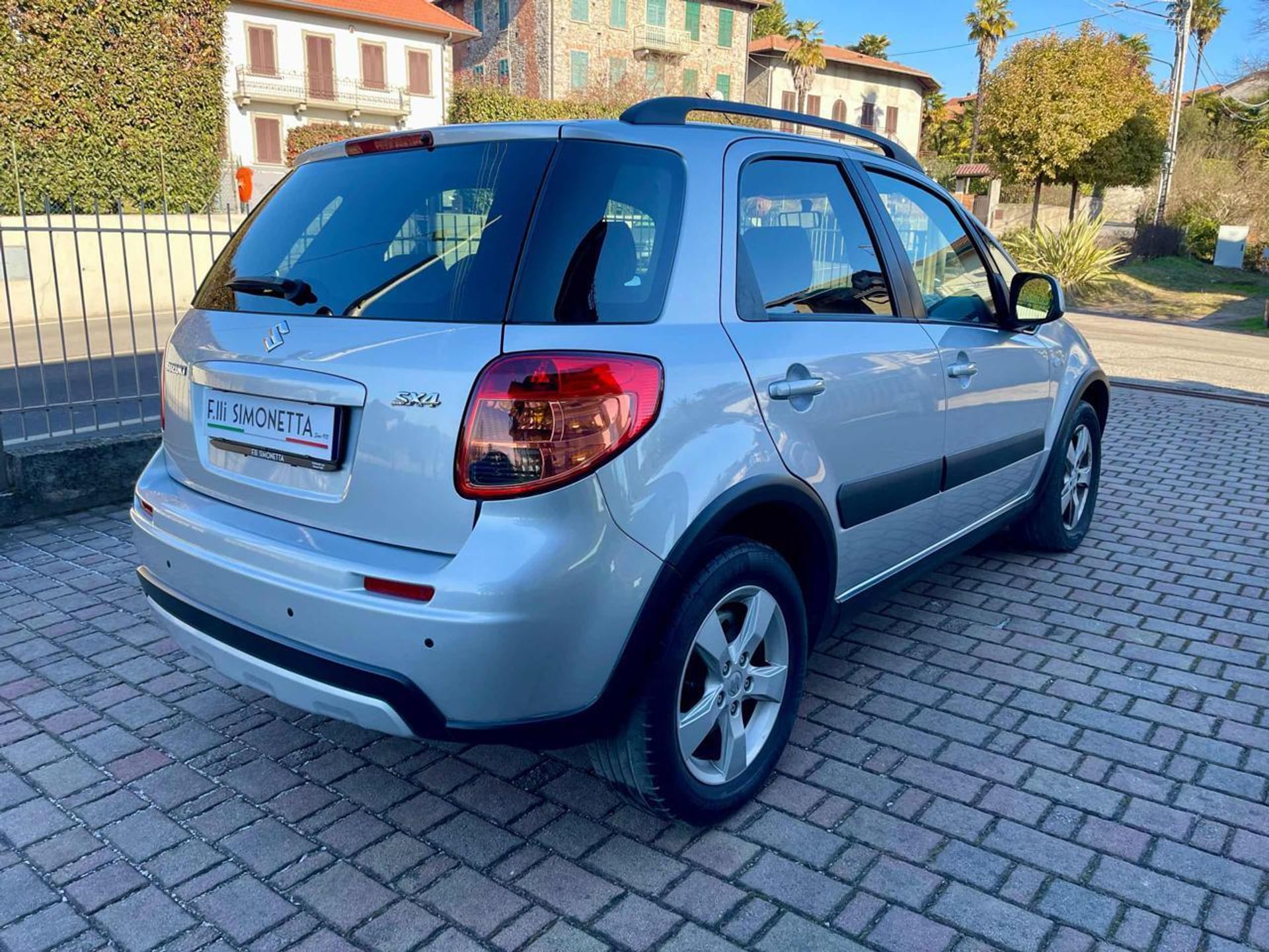 Suzuki SX4