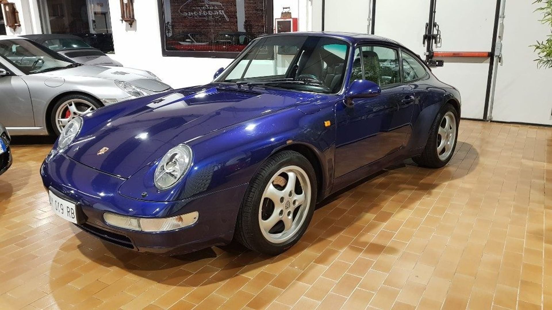 Porsche 911