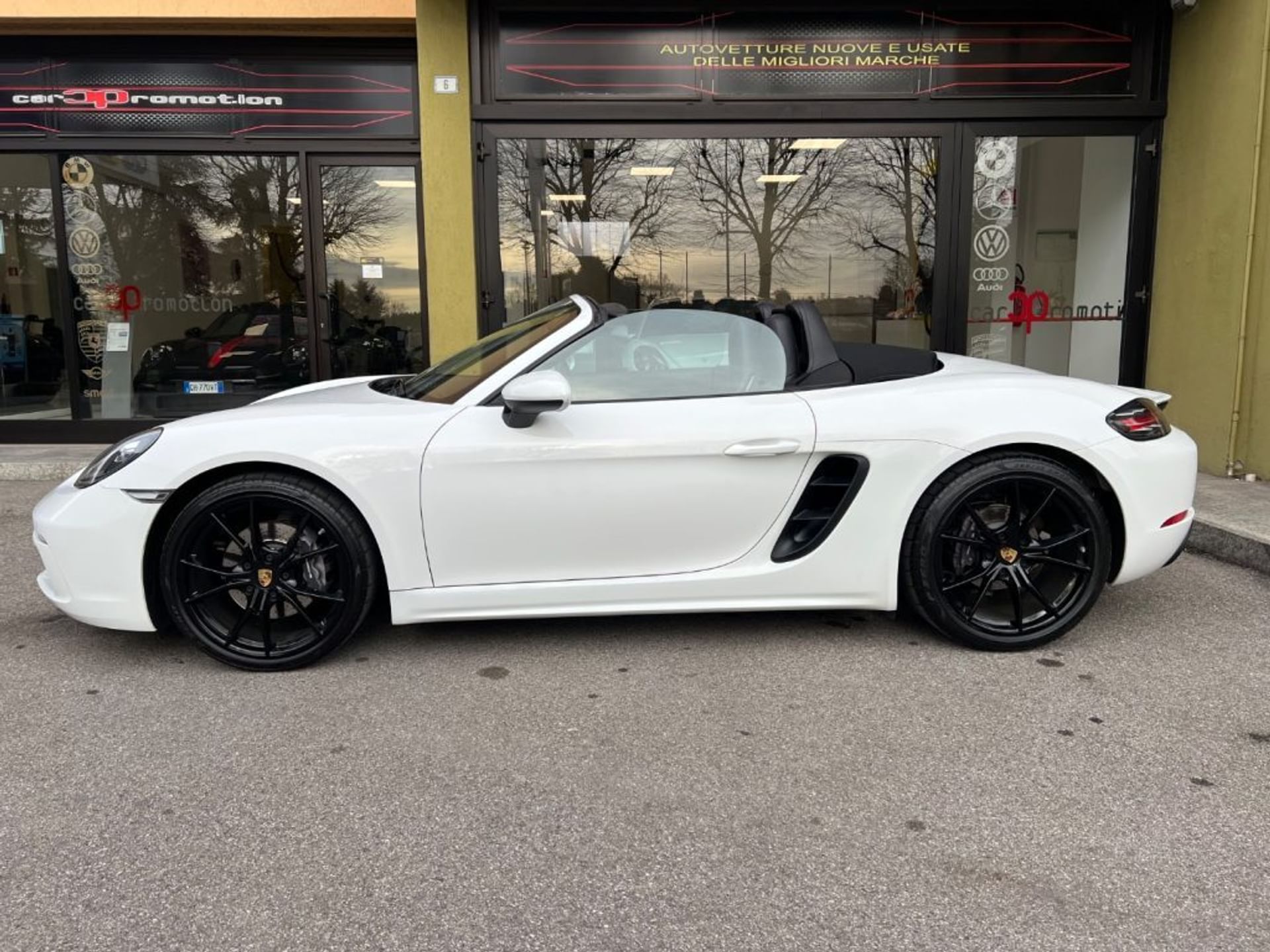 Porsche 718