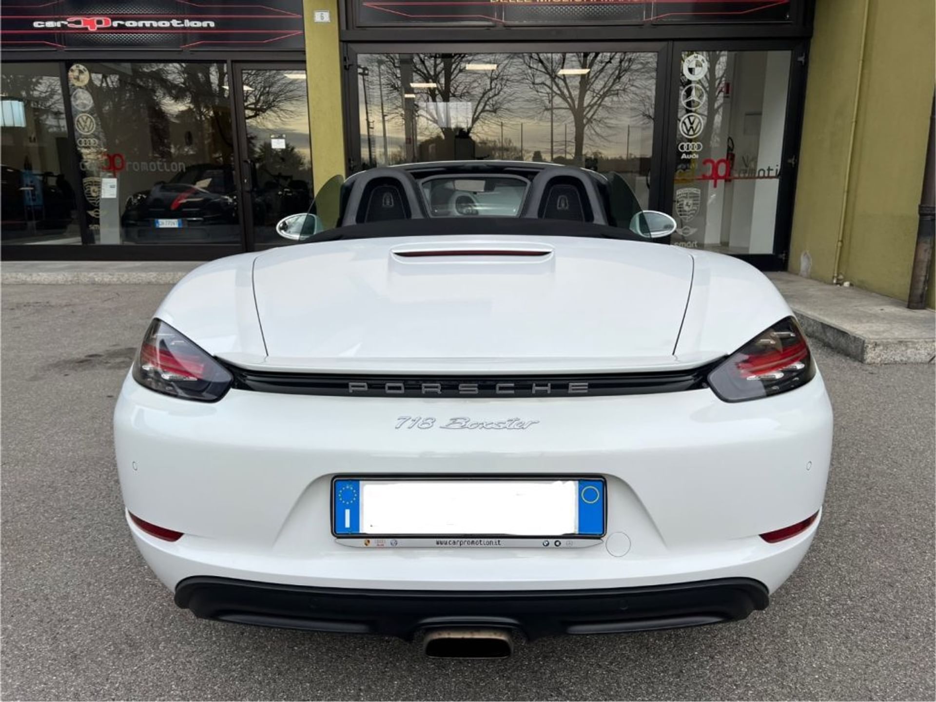 Porsche 718
