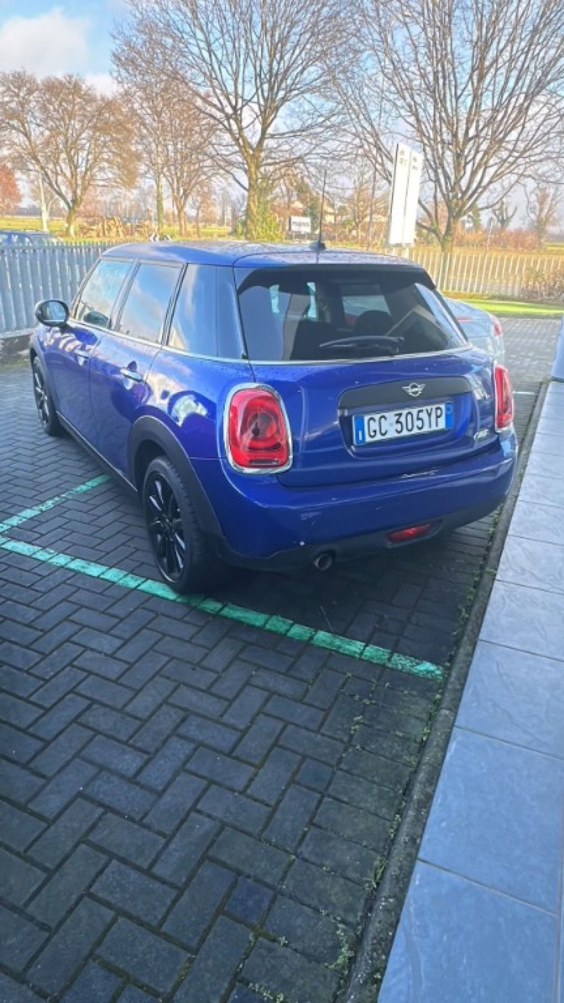 MINI One