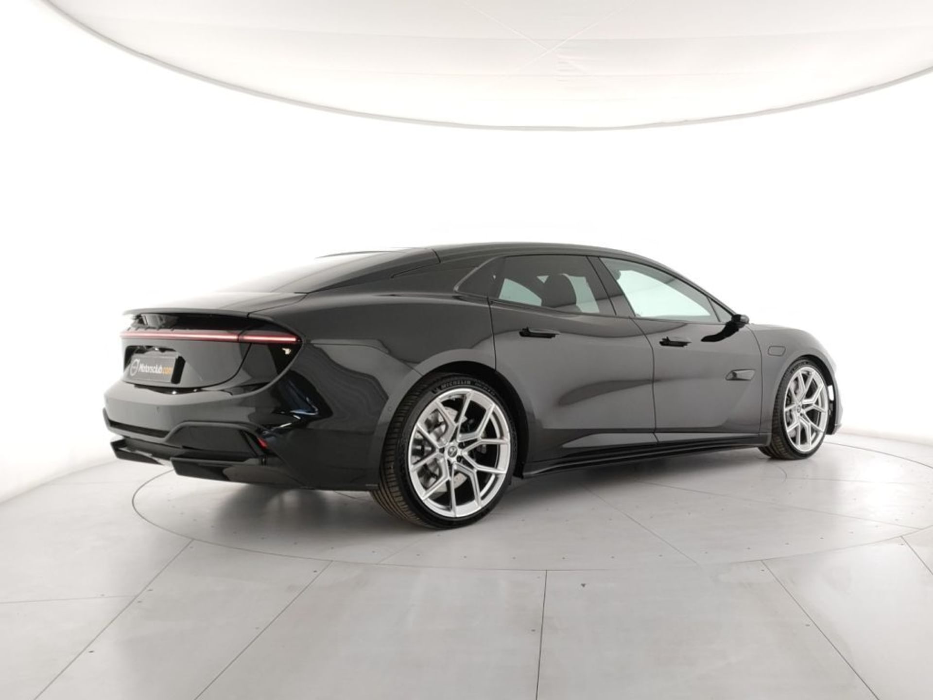 Lotus Emeya