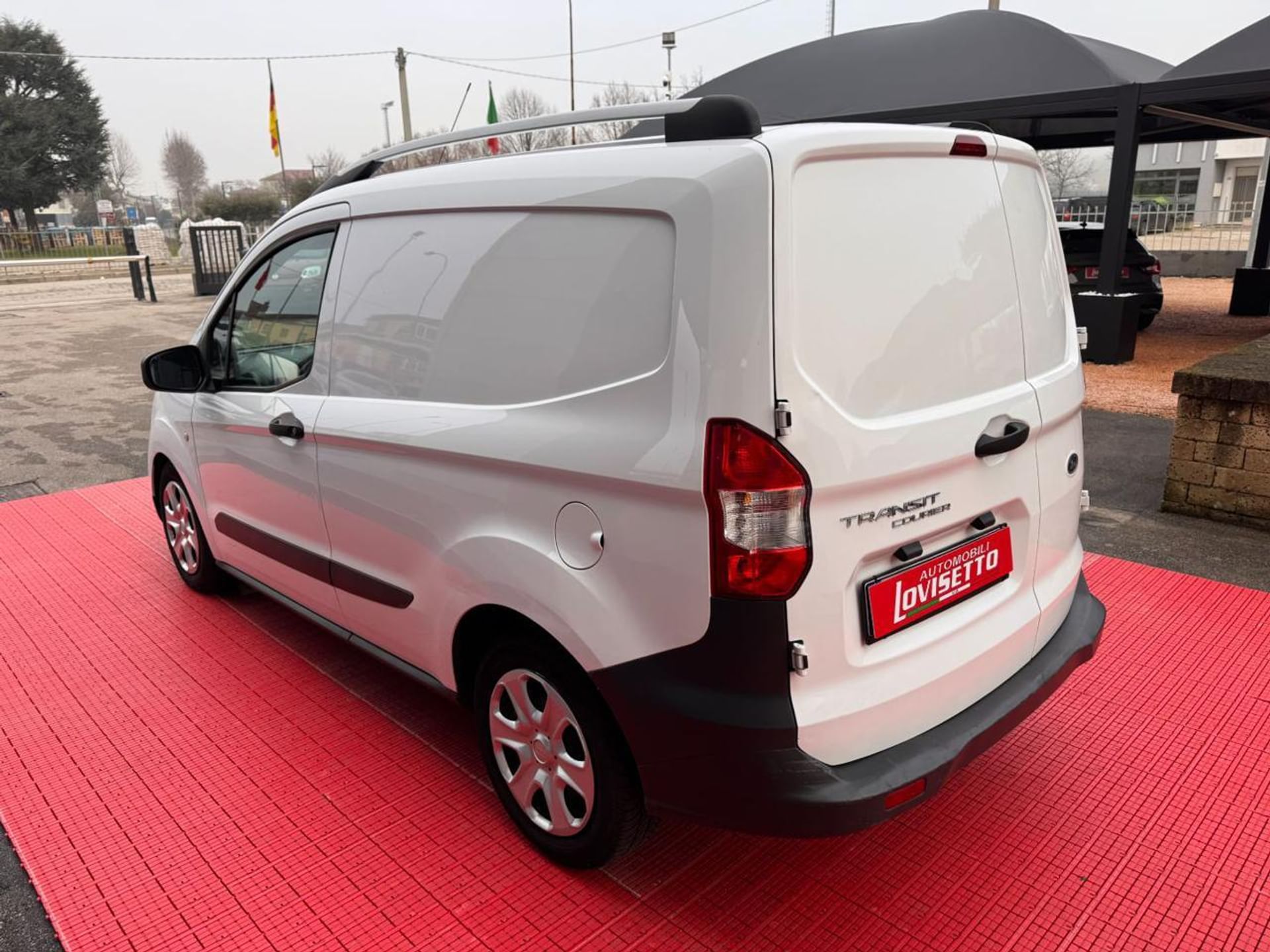 Ford Transit Courier