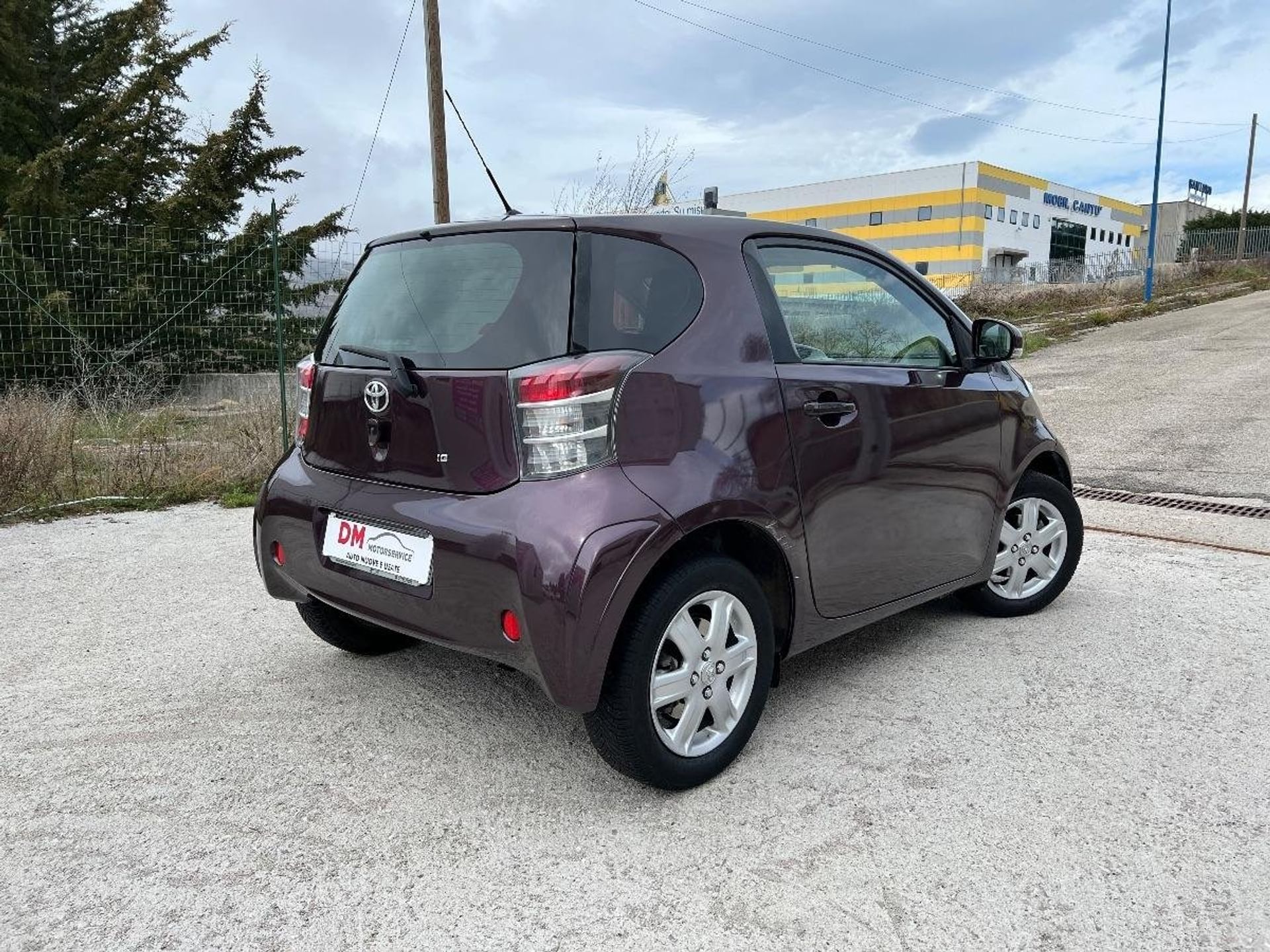 Toyota iQ