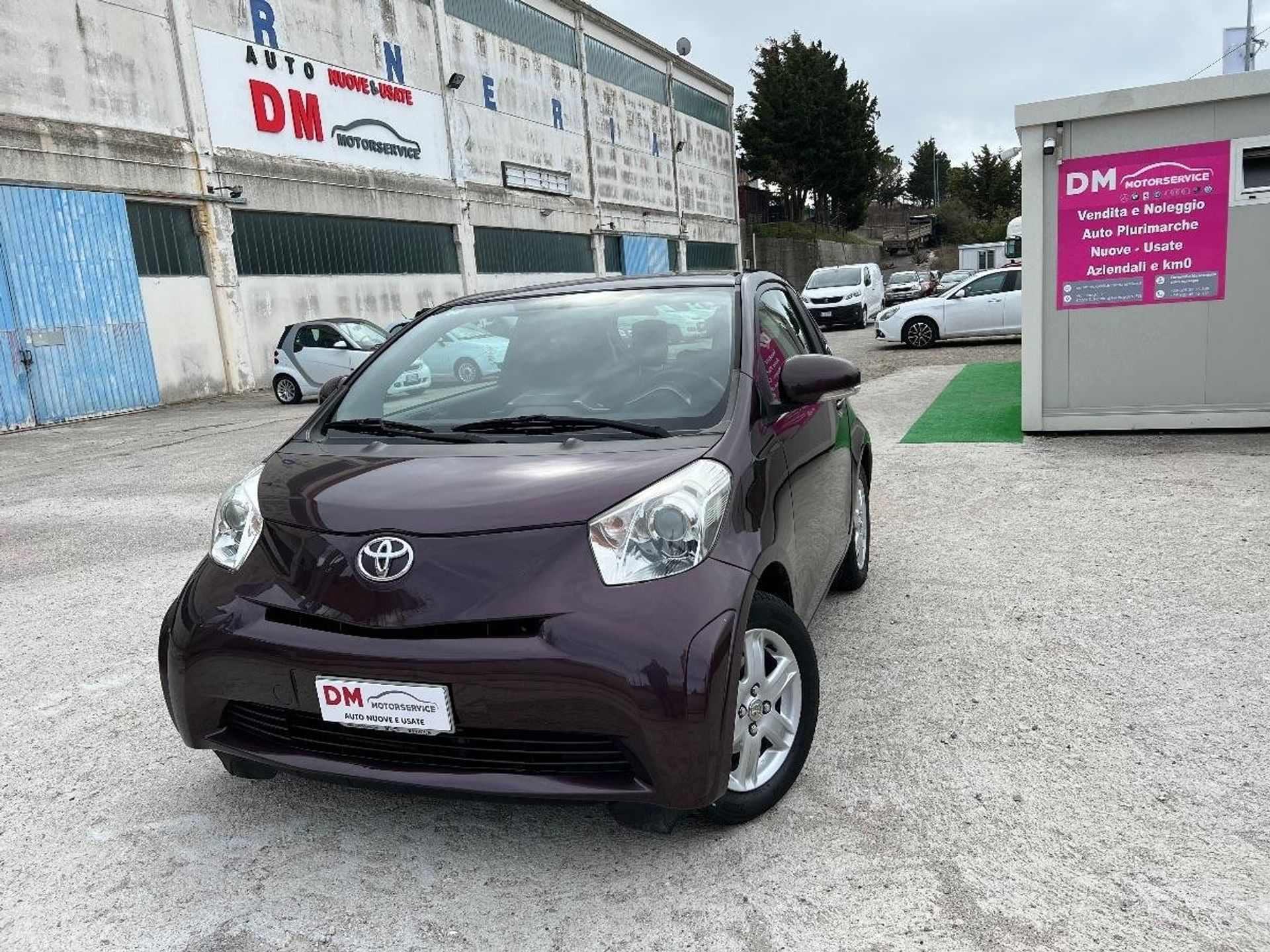 Toyota iQ