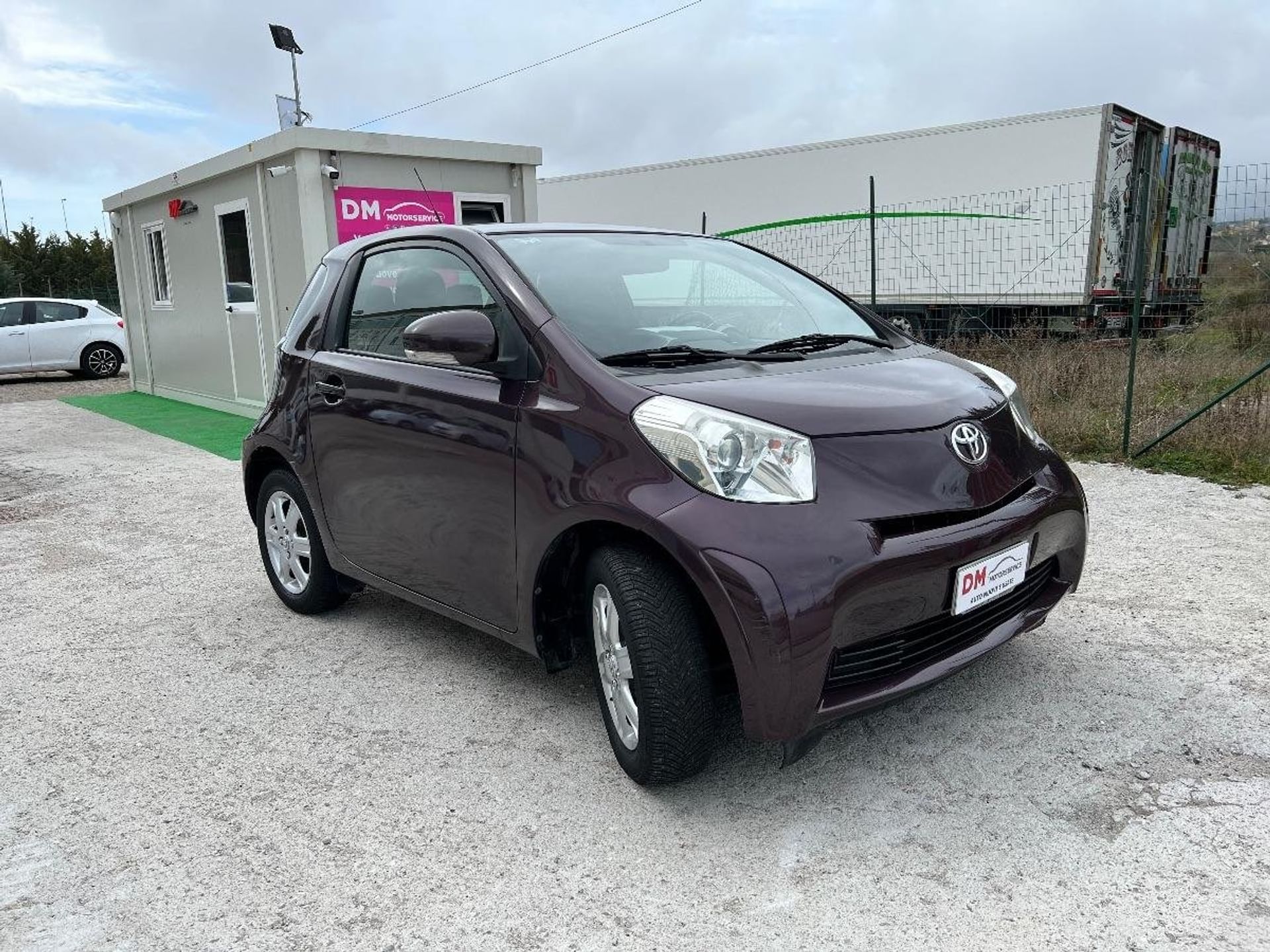 Toyota iQ
