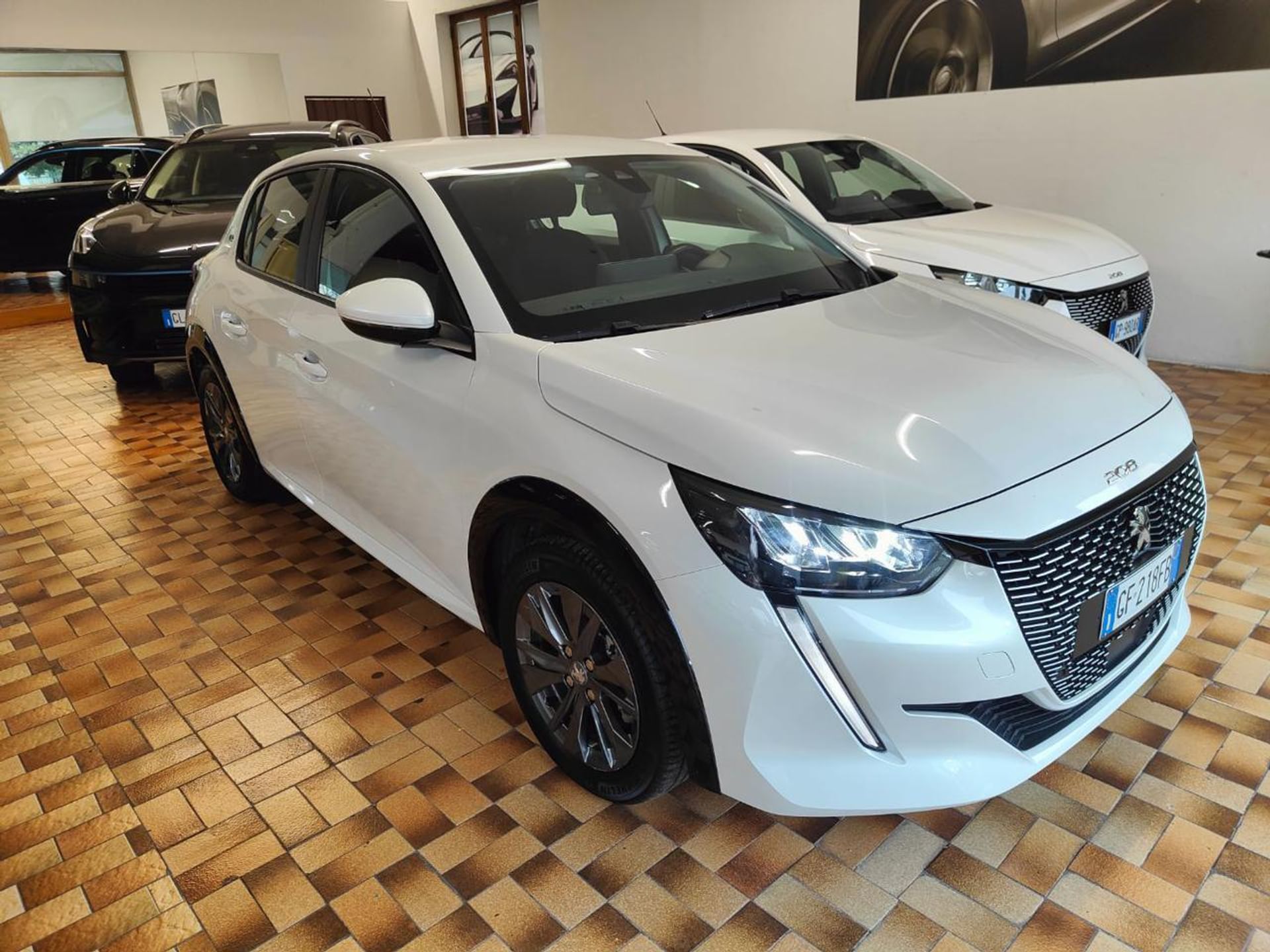 Peugeot 208