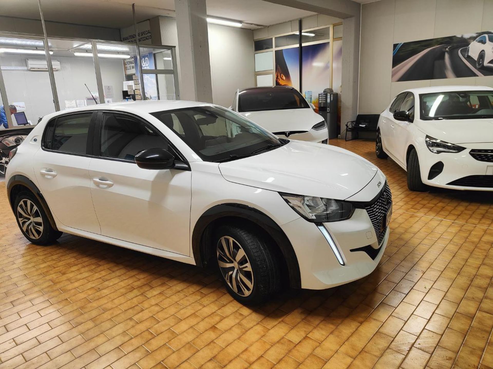Peugeot 208
