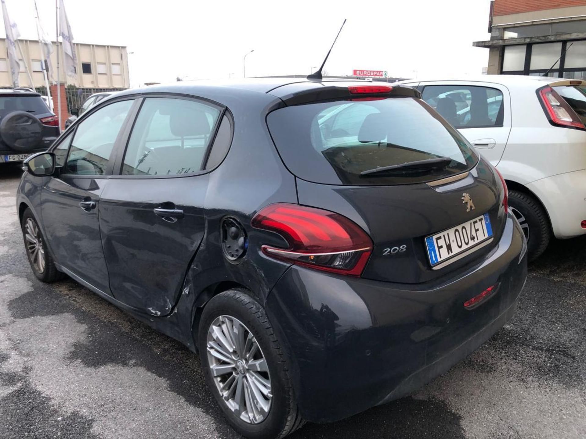 Peugeot 208