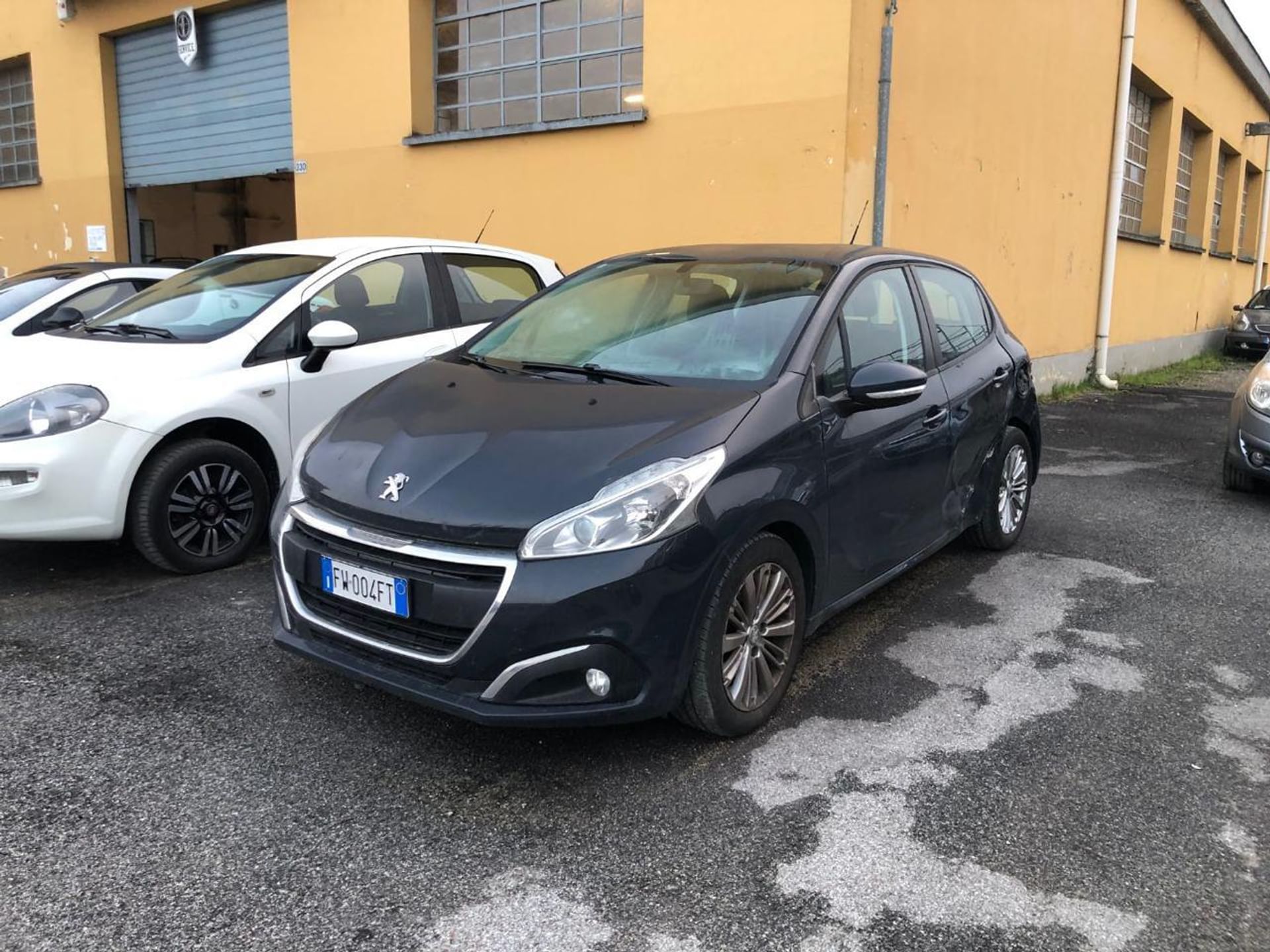 Peugeot 208