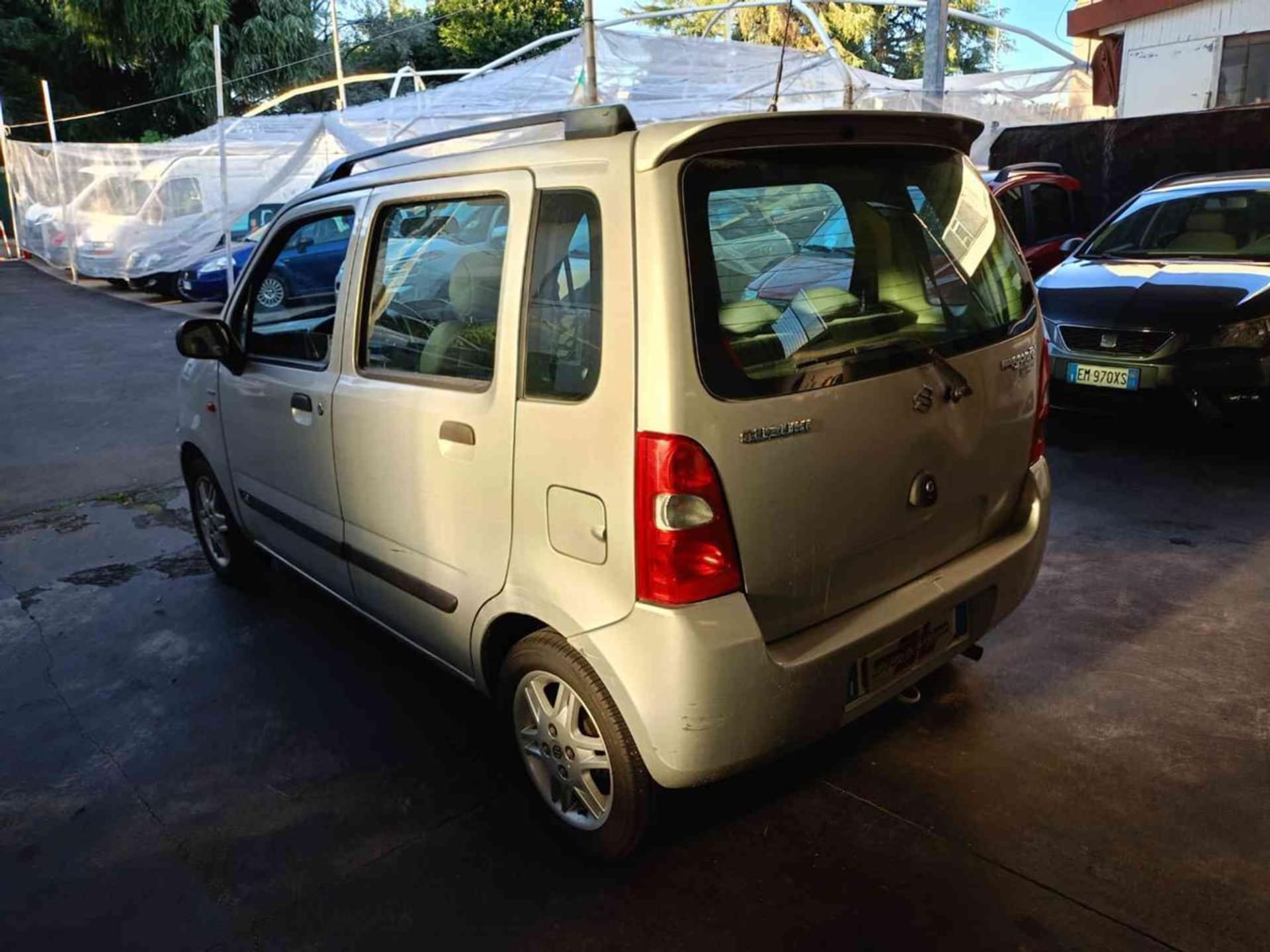 Suzuki Wagon R+