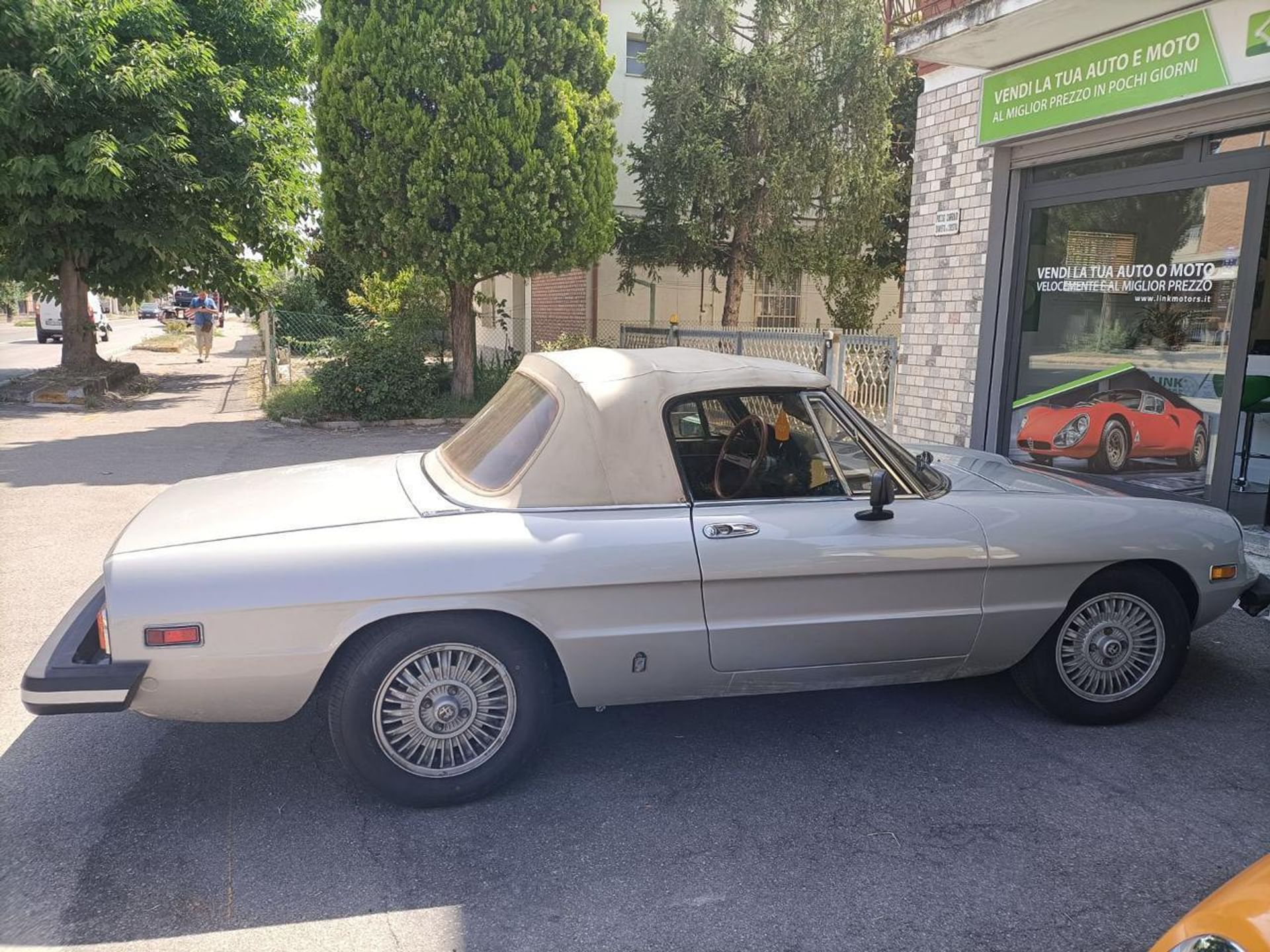 Alfa Romeo Spider