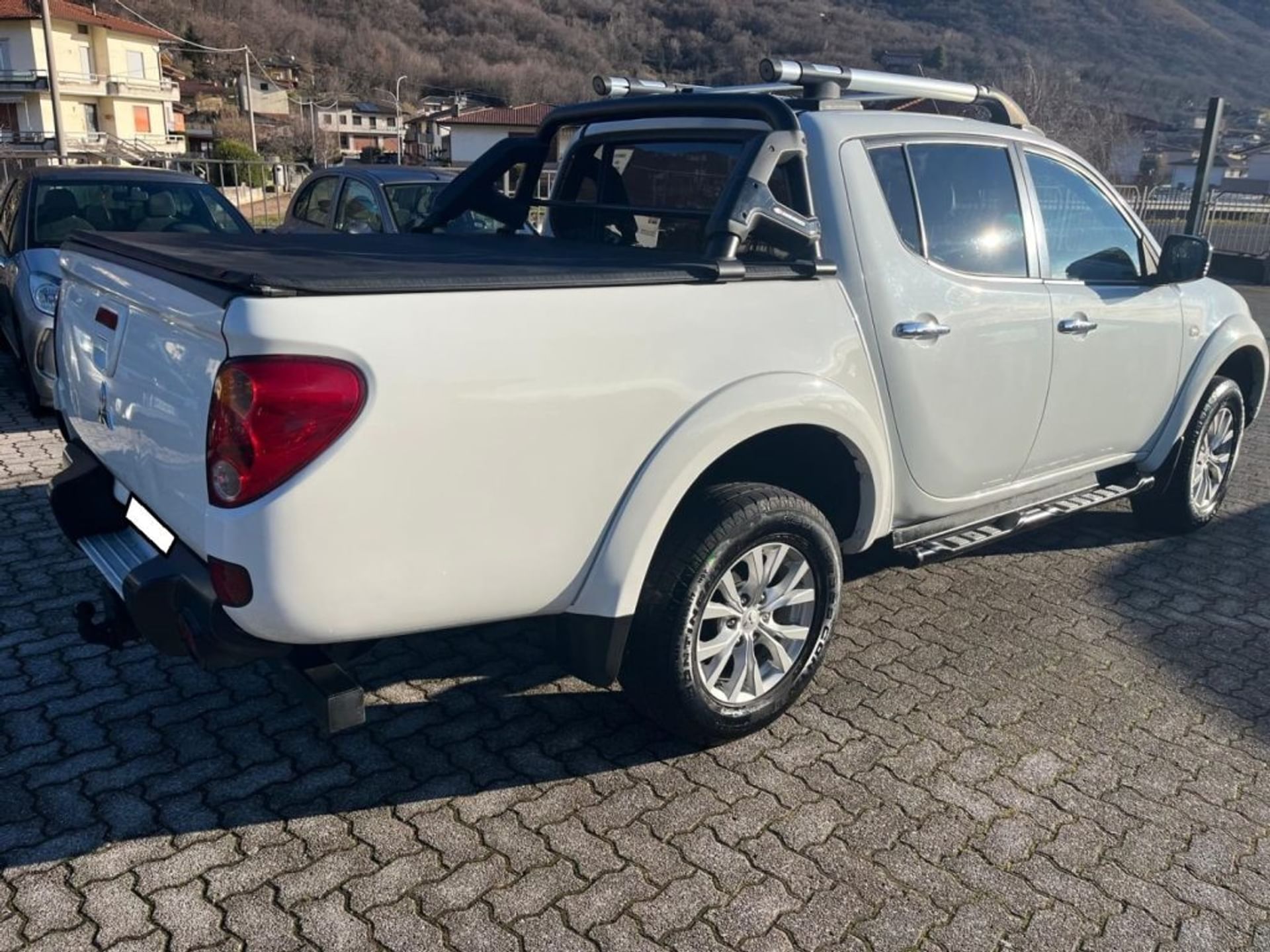 Mitsubishi L200