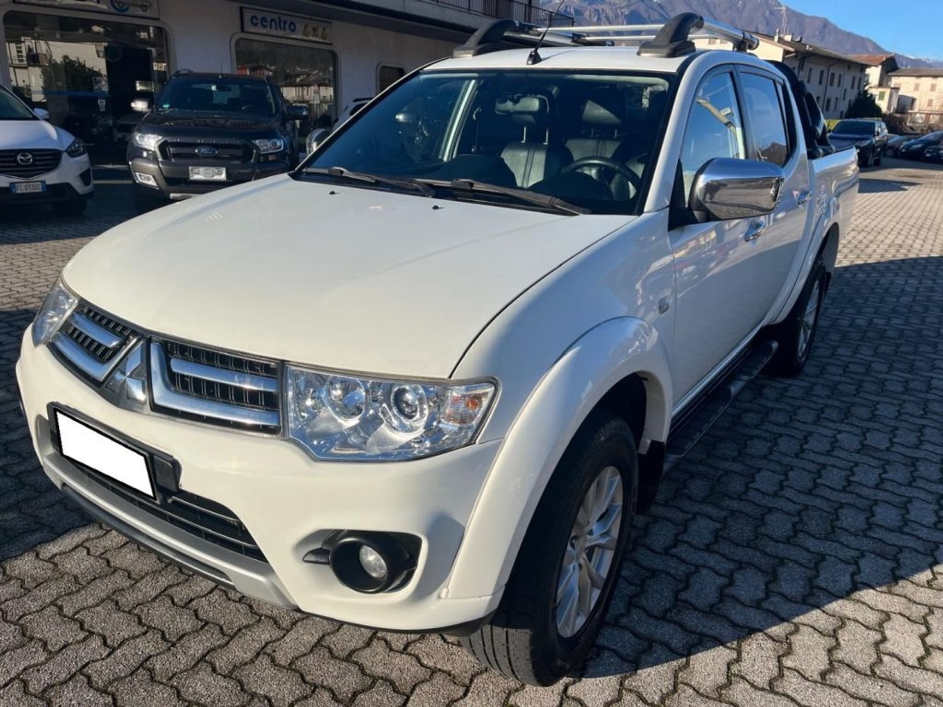 Mitsubishi L200