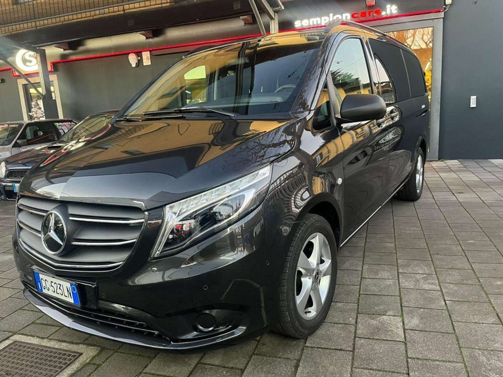 Mercedes-Benz Vito