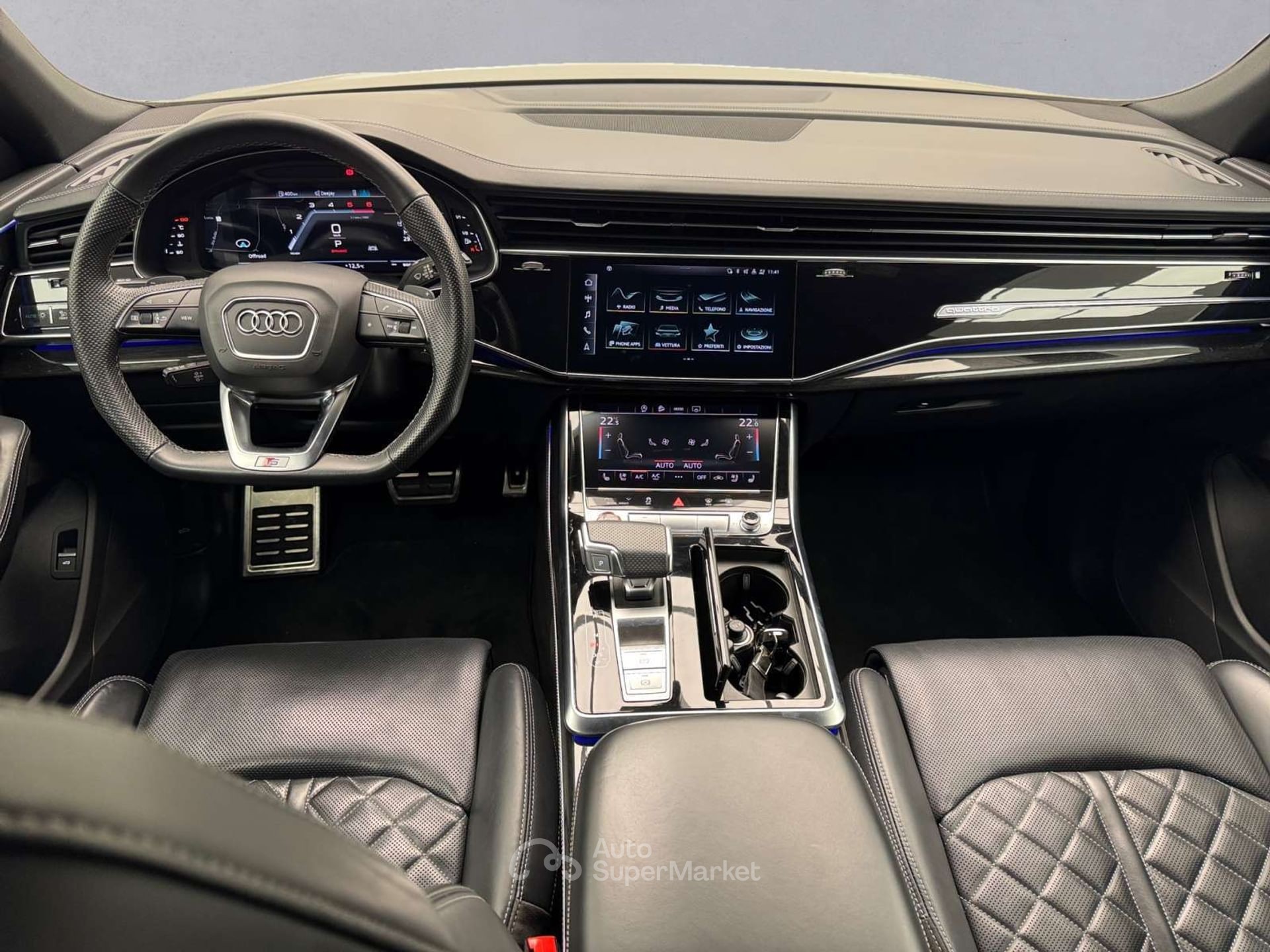 Audi Q8