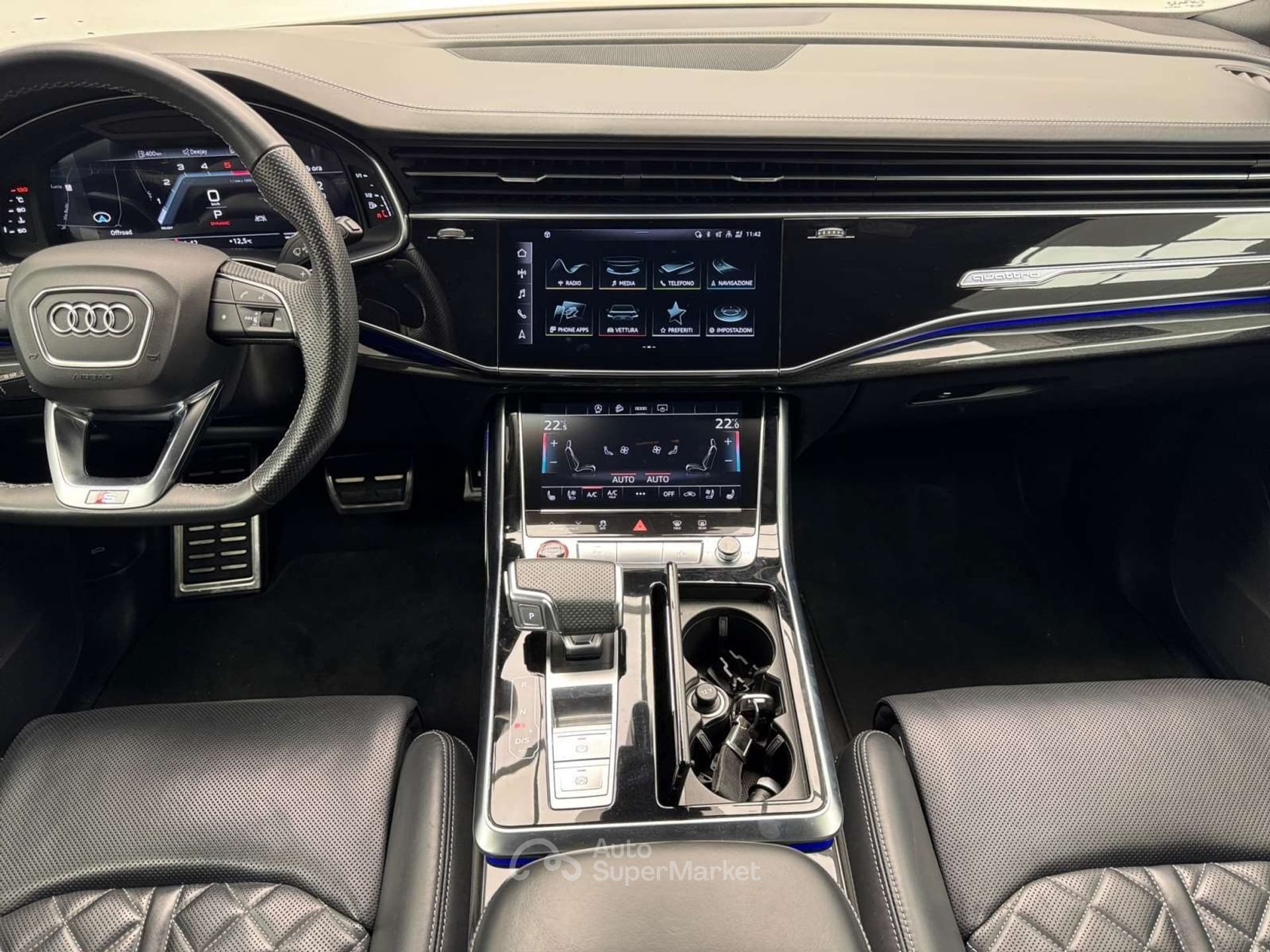 Audi Q8