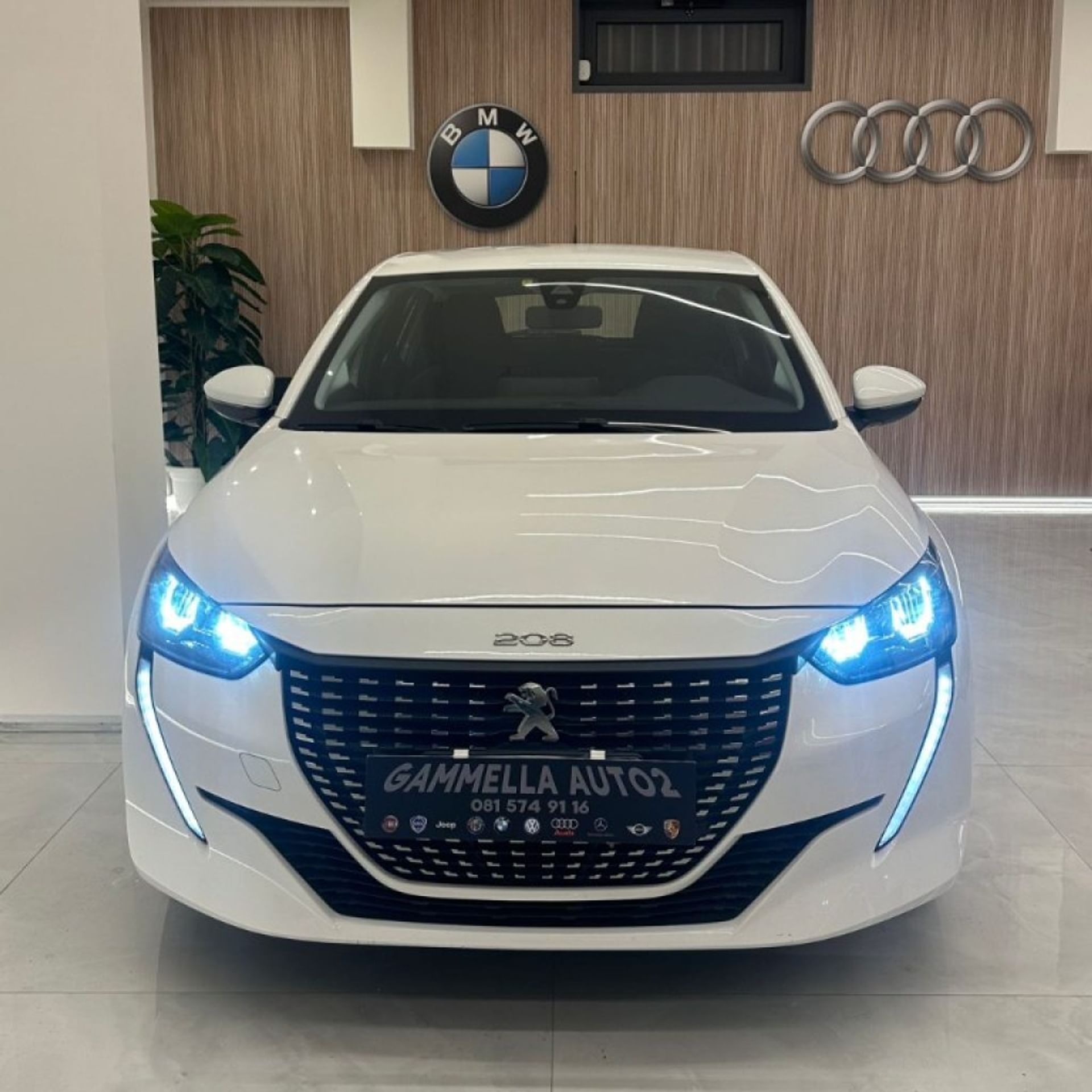 Peugeot 208