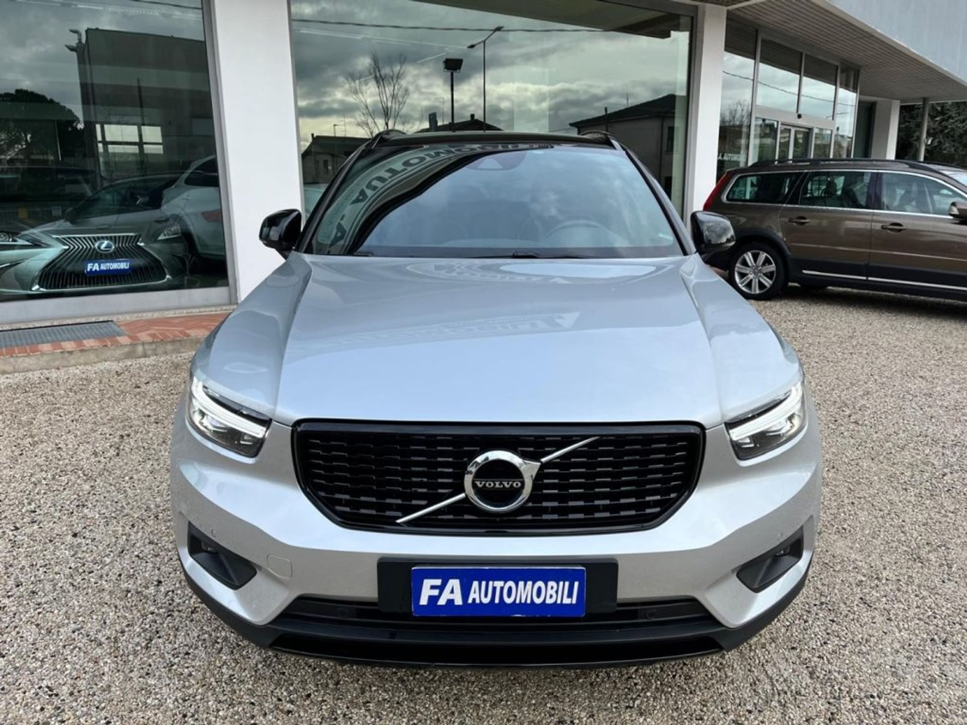 Volvo XC40