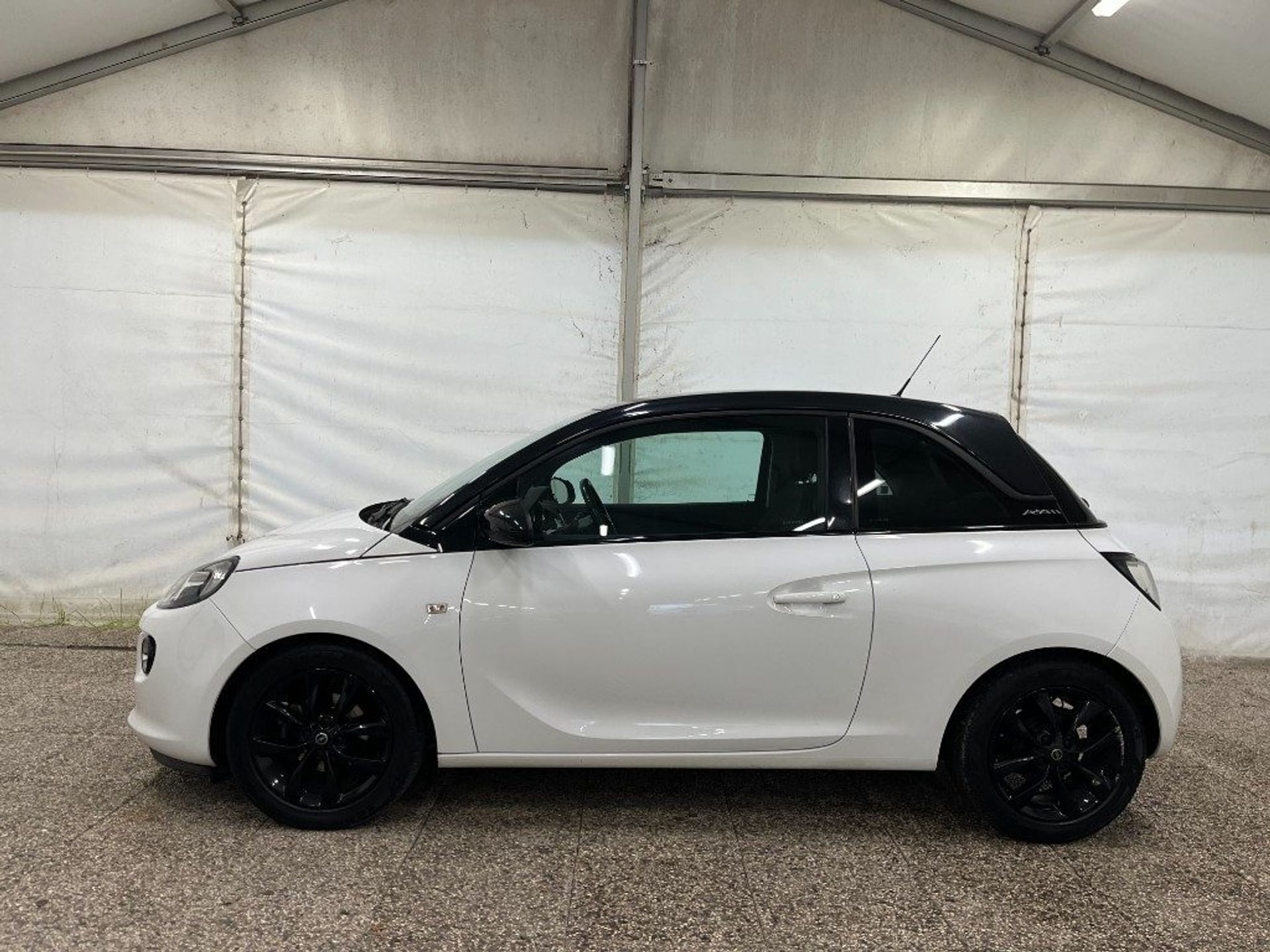 Opel Adam