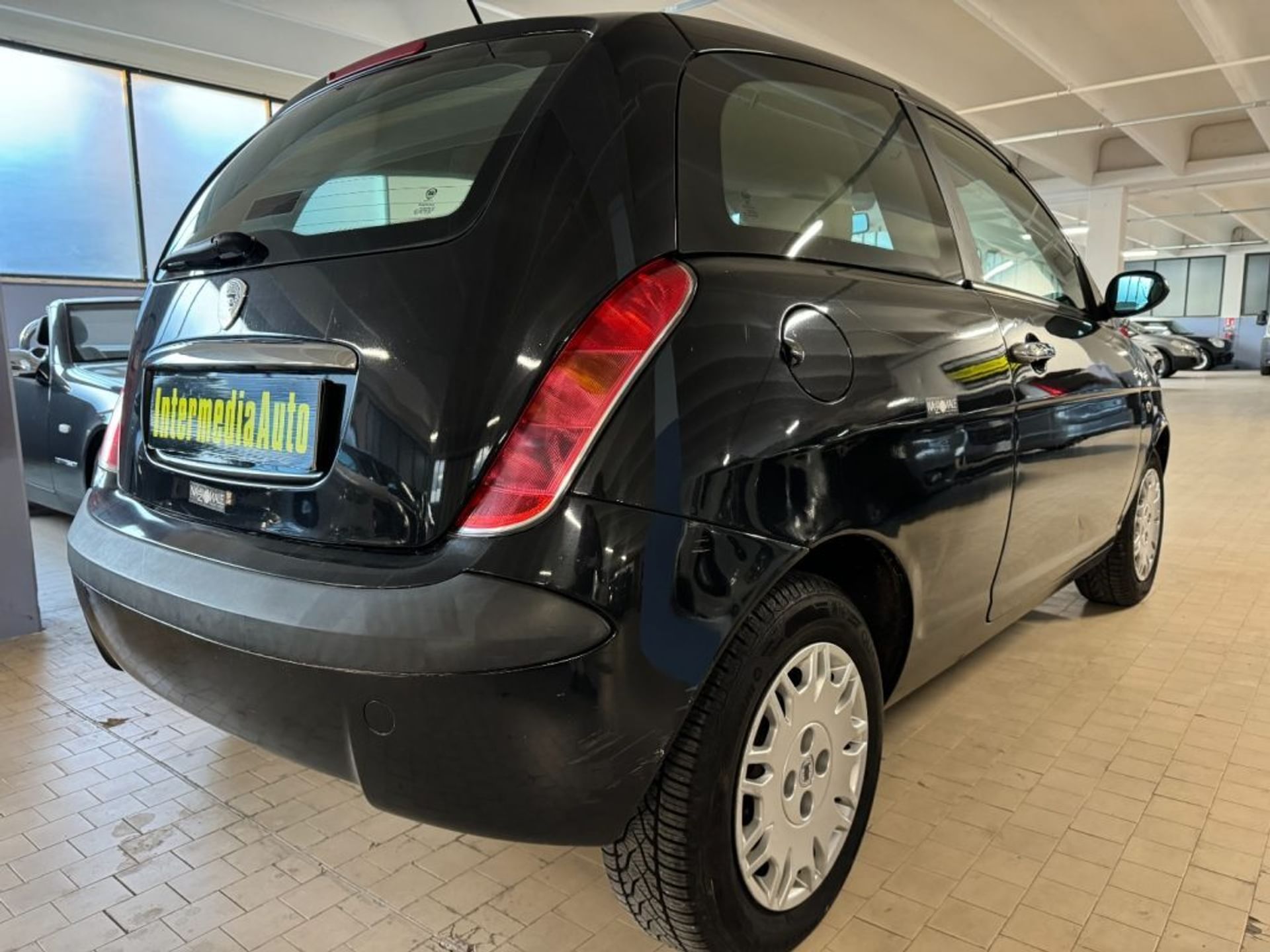 Lancia Ypsilon
