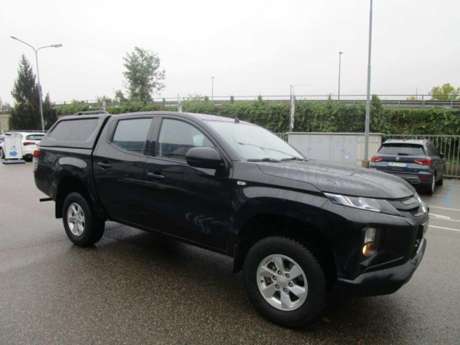 Mitsubishi L200