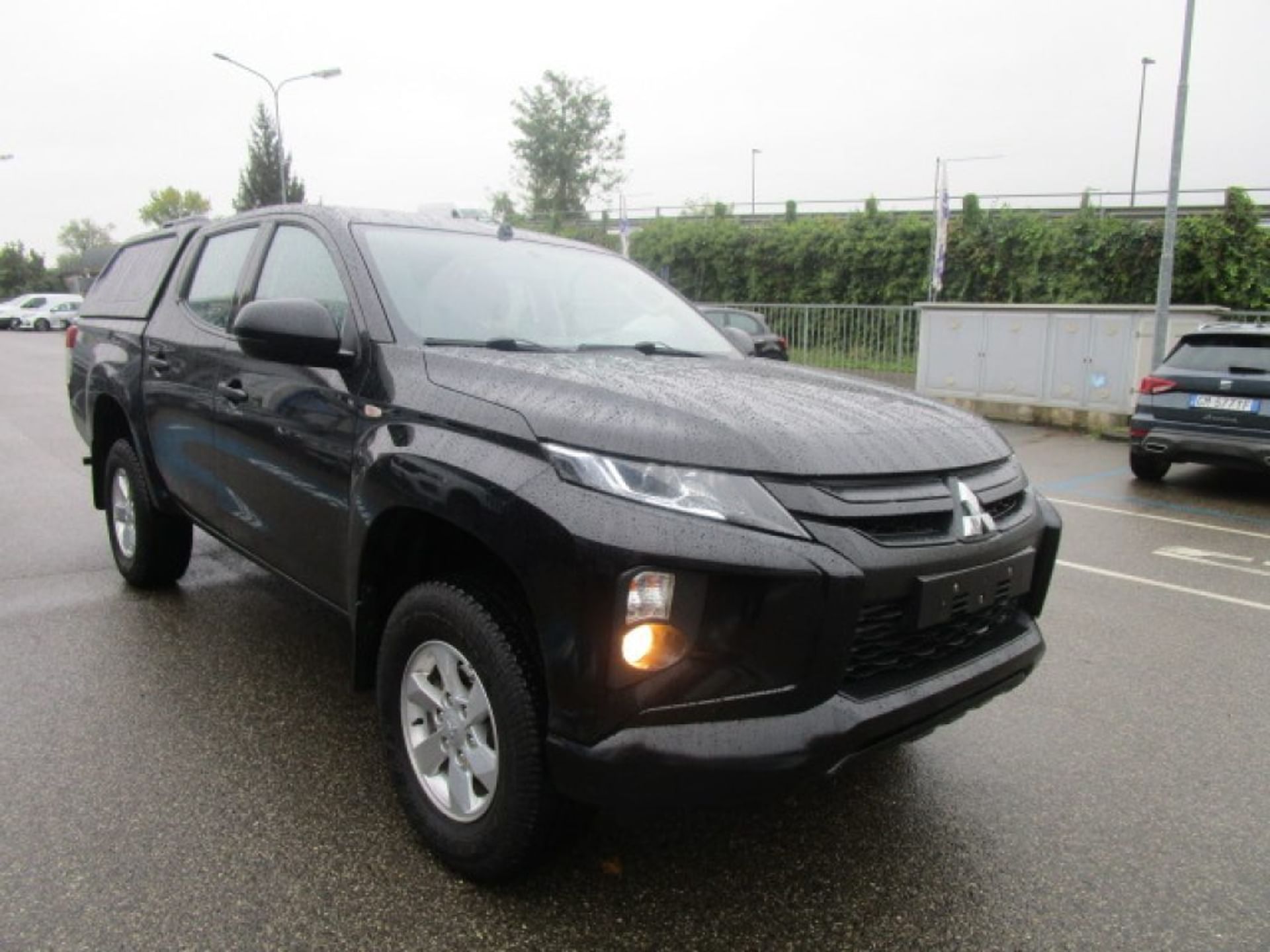Mitsubishi L200