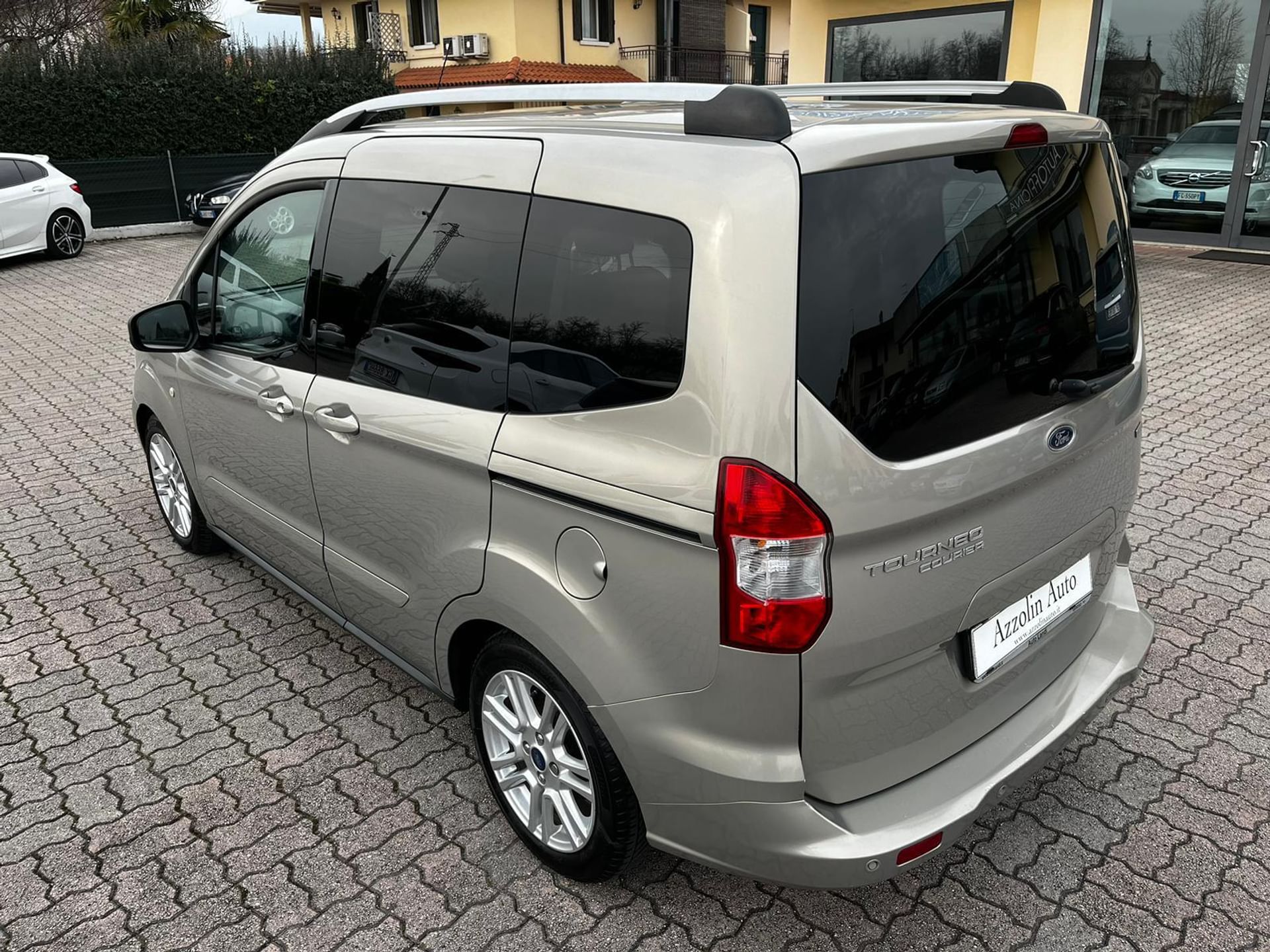 Ford Tourneo Courier
