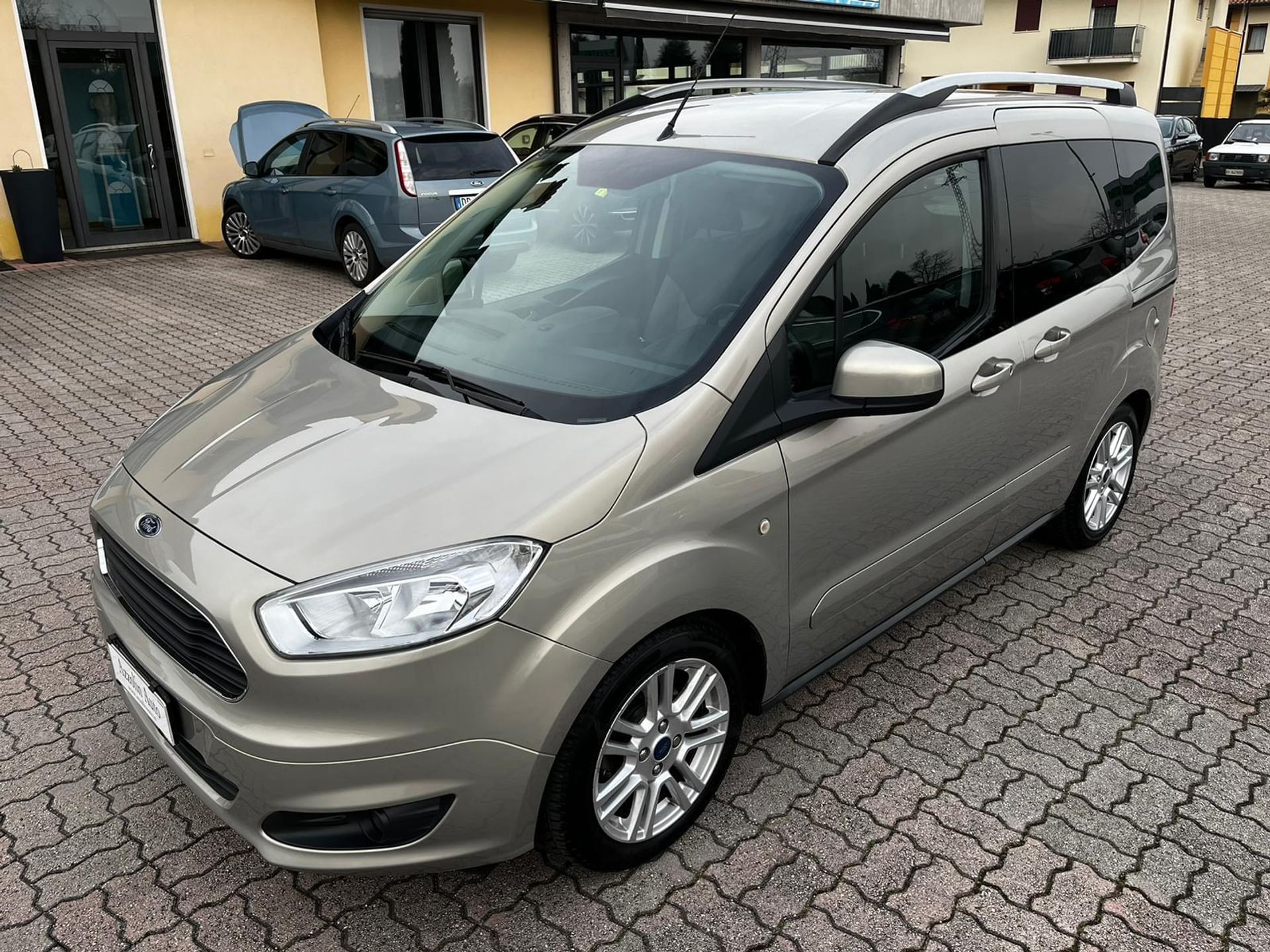 Ford Tourneo Courier
