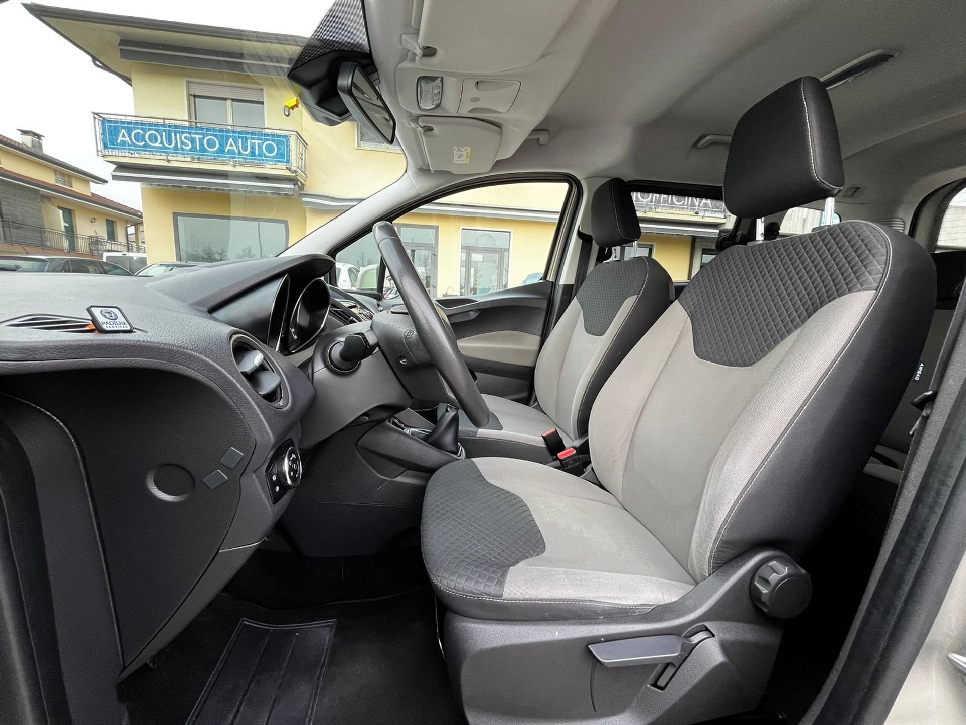 Ford Tourneo Courier