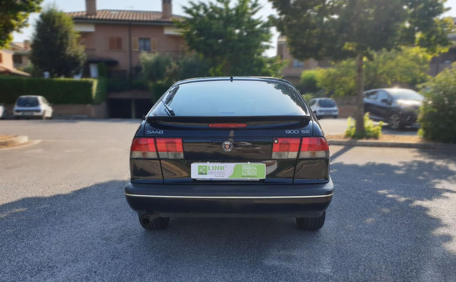 Saab 900