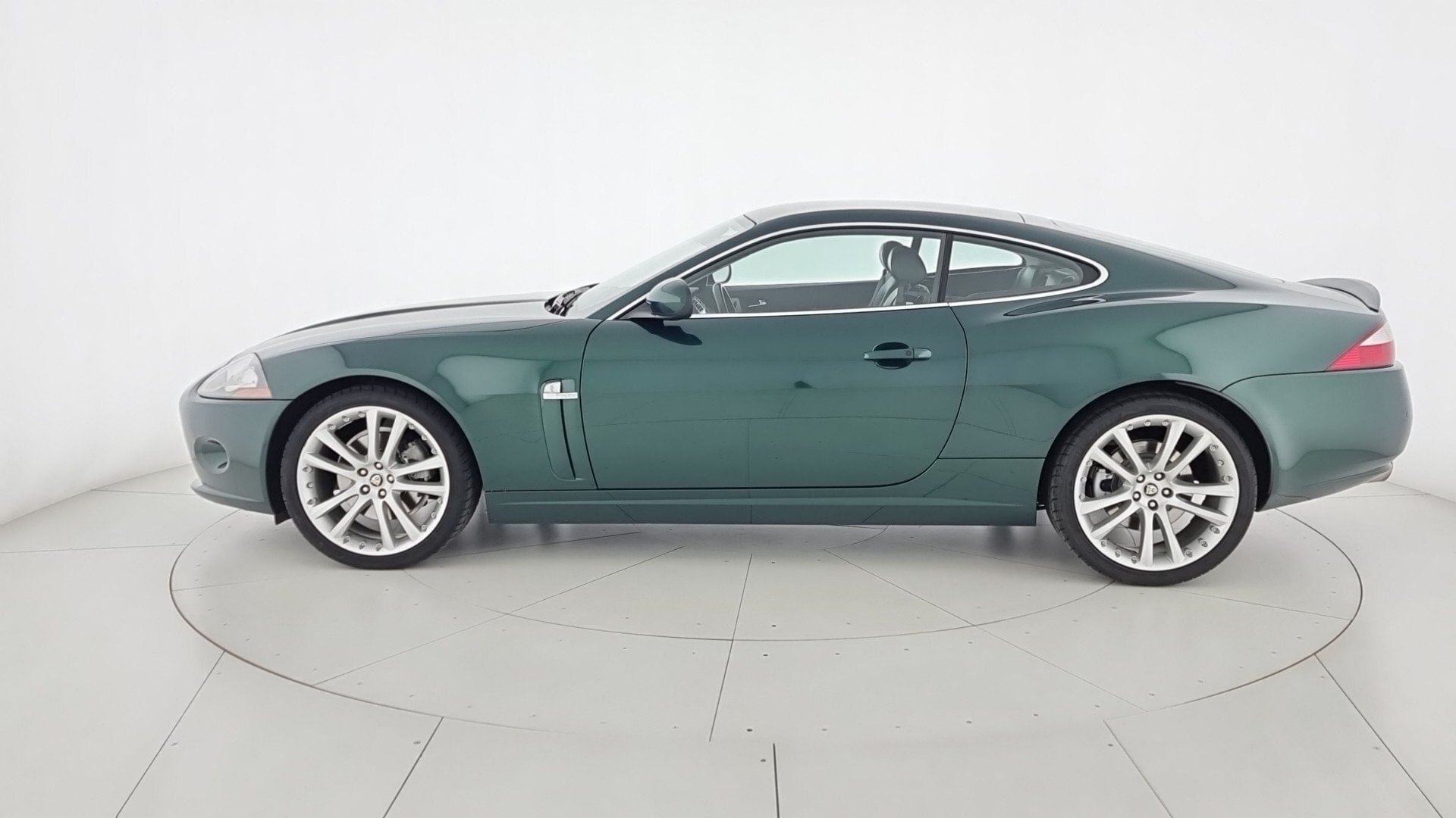 Jaguar XK