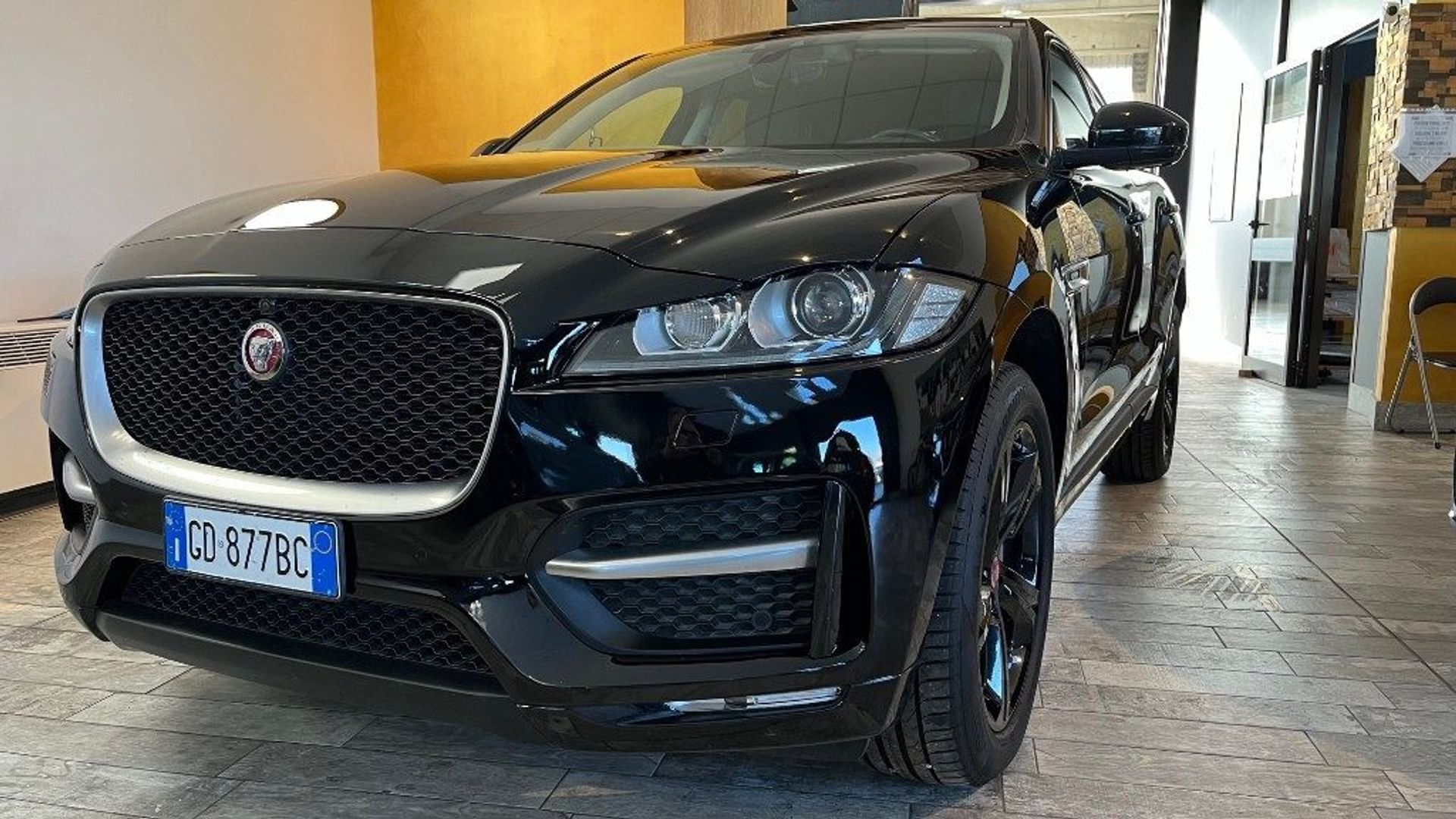 Jaguar F-Pace