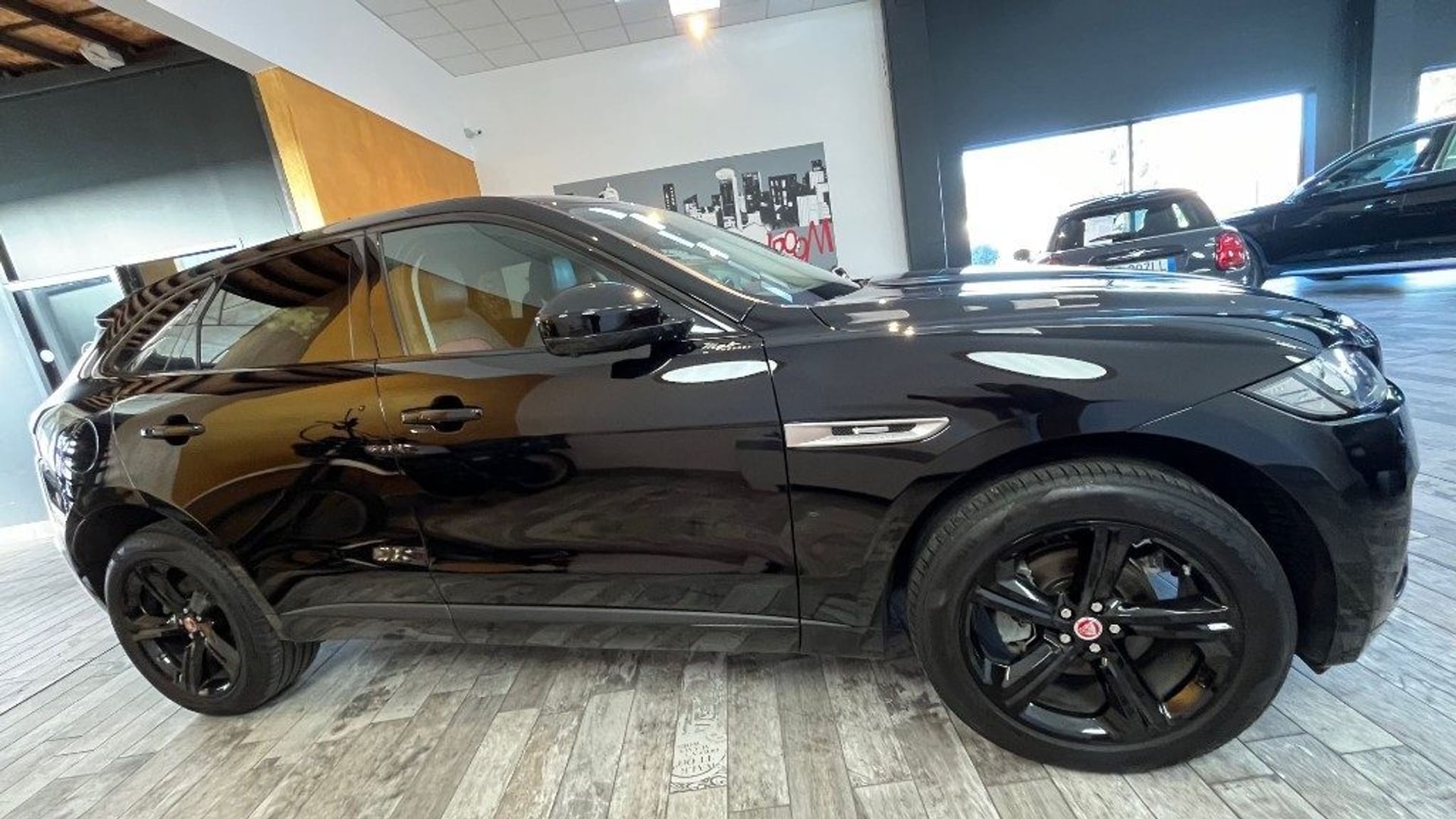 Jaguar F-Pace