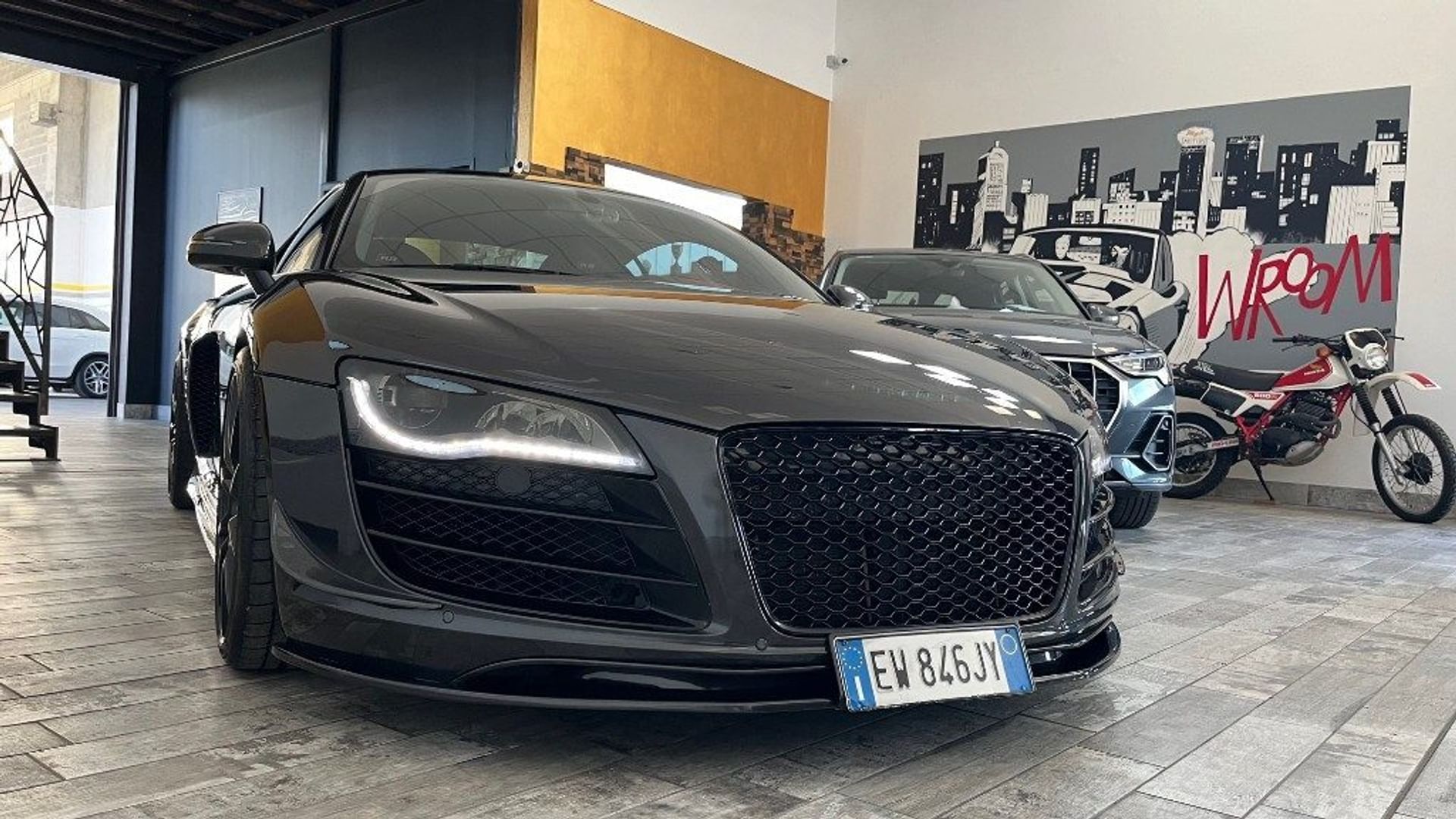 Audi R8
