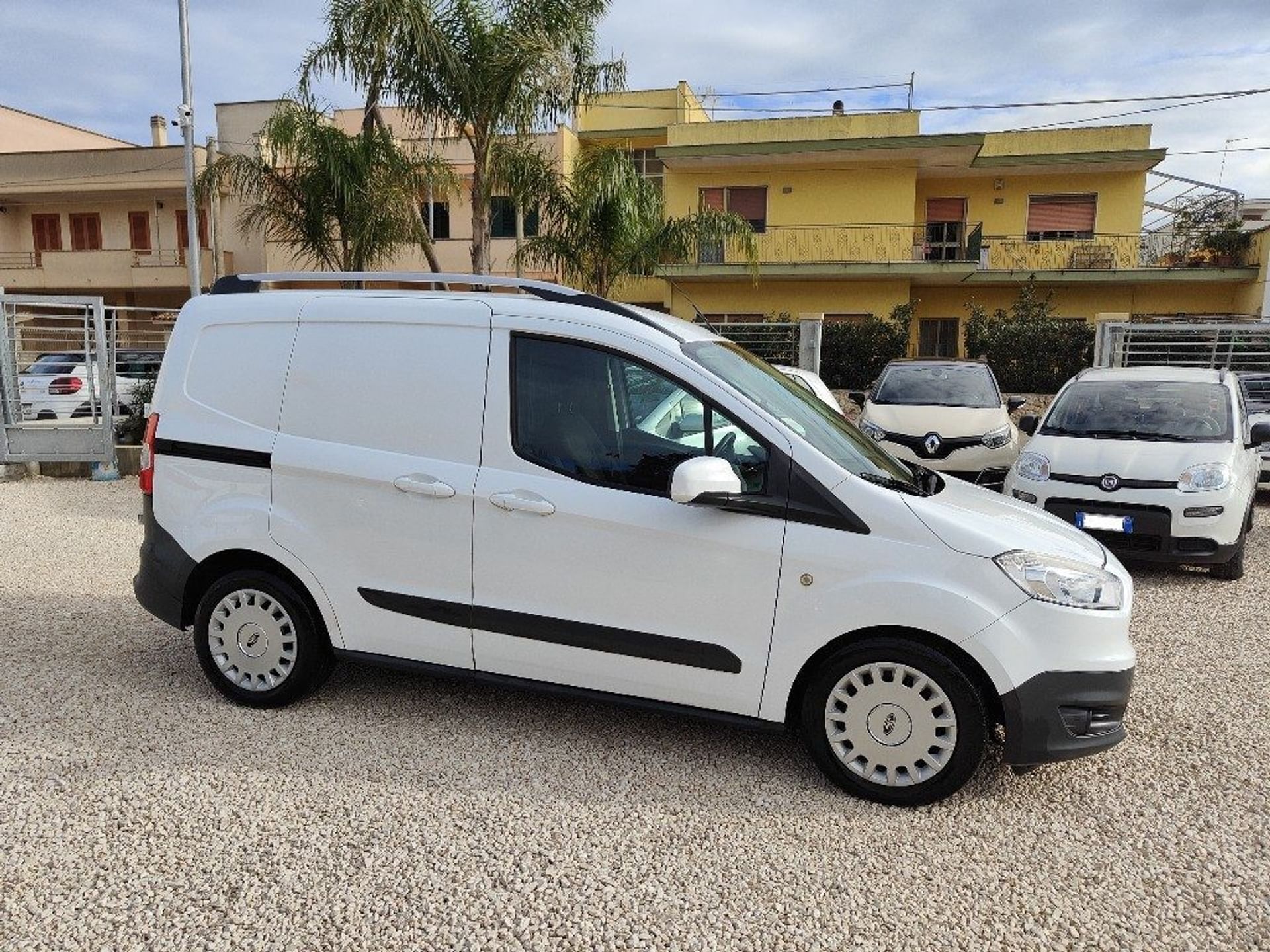 Ford Transit Courier