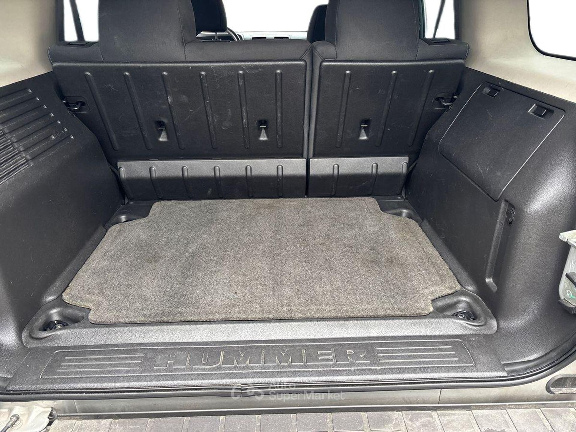 Hummer H3