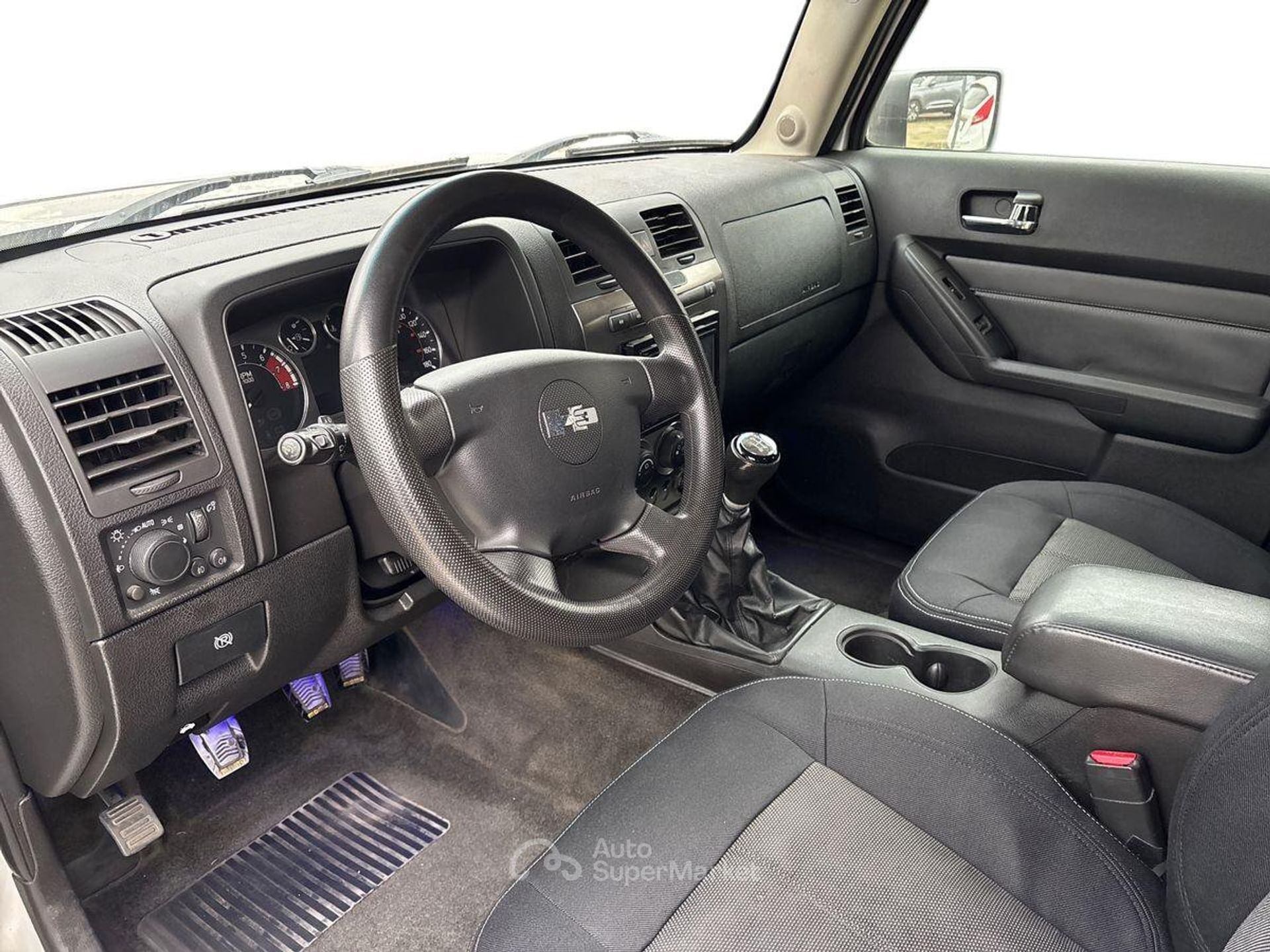Hummer H3