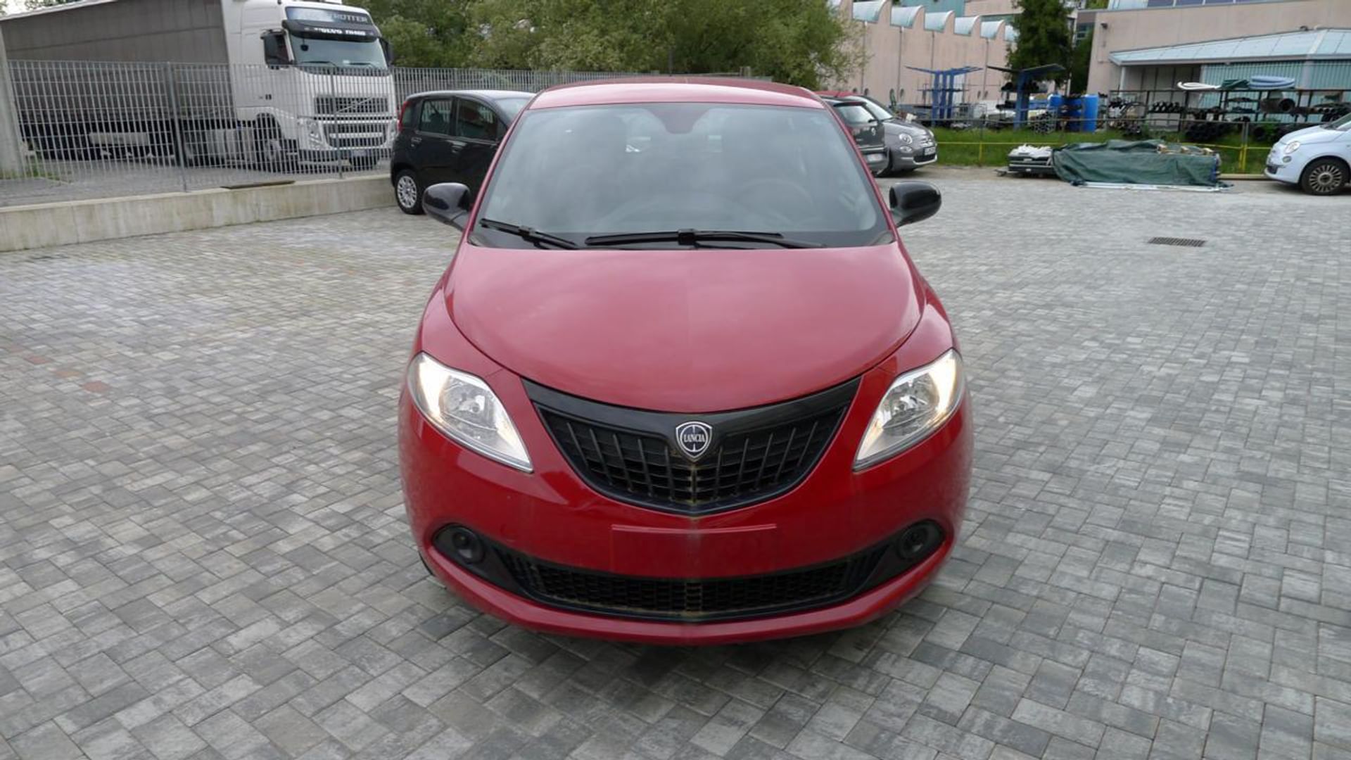 Lancia Ypsilon