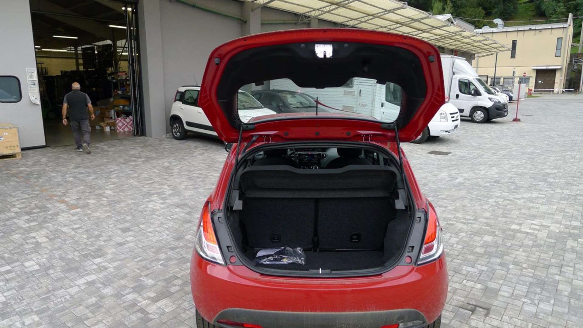 Lancia Ypsilon